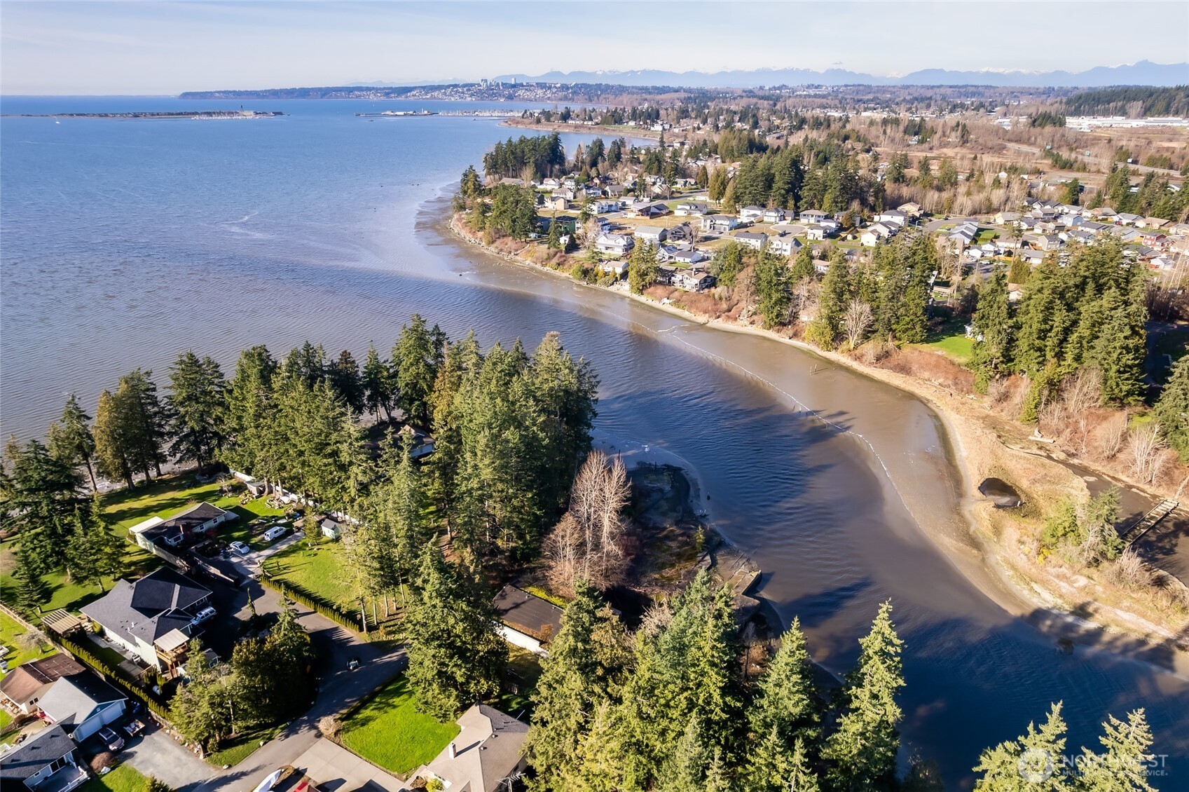 9088 Shipyard Lane Property Photo 3