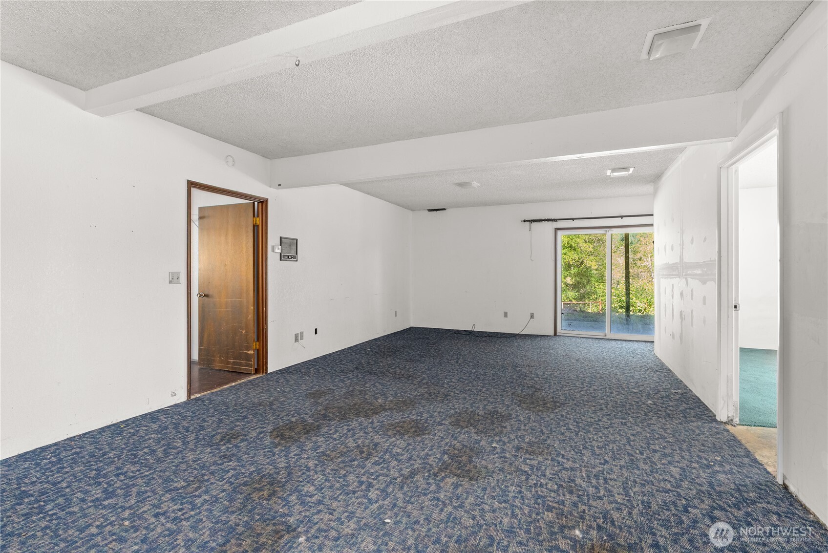431 Highland Valley Road Property Photo 24
