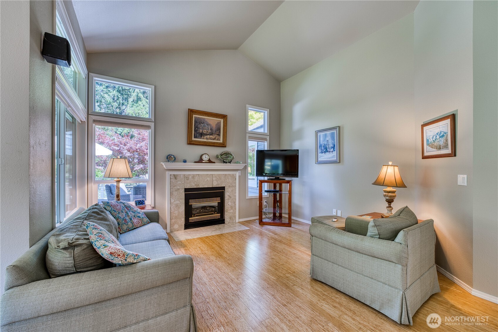 6870 Starboard Lane Property Photo 8