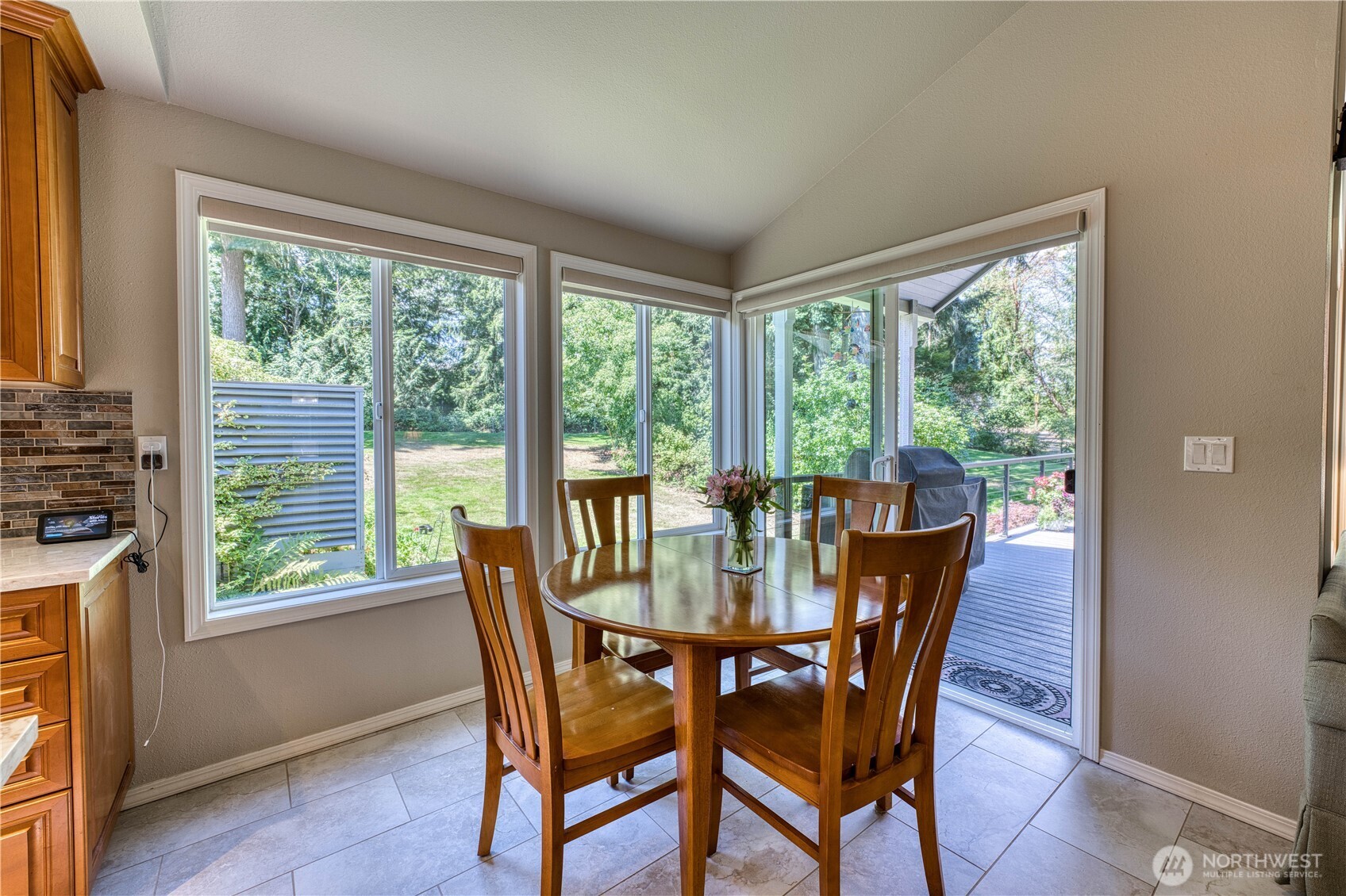 6870 Starboard Lane Property Photo 16