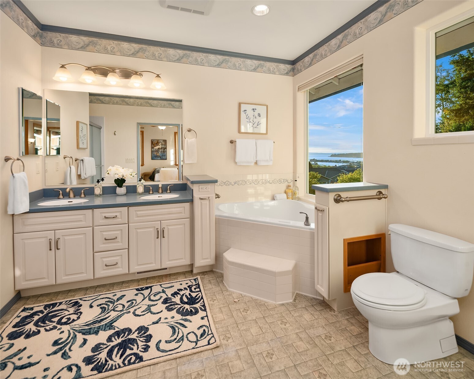 37464 Olympic View Road Property Photo 18