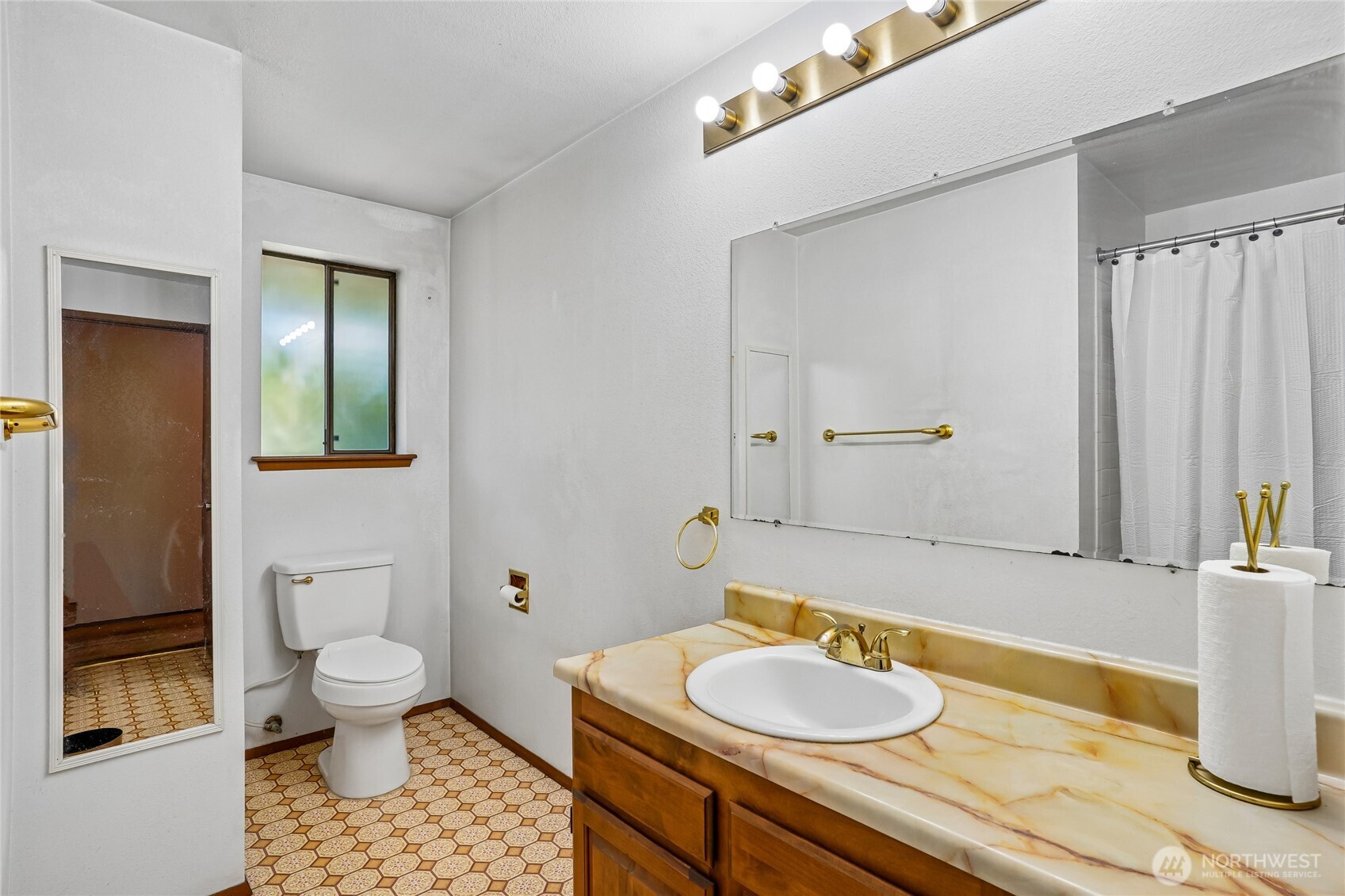 7503 John Dower Road Property Photo 22