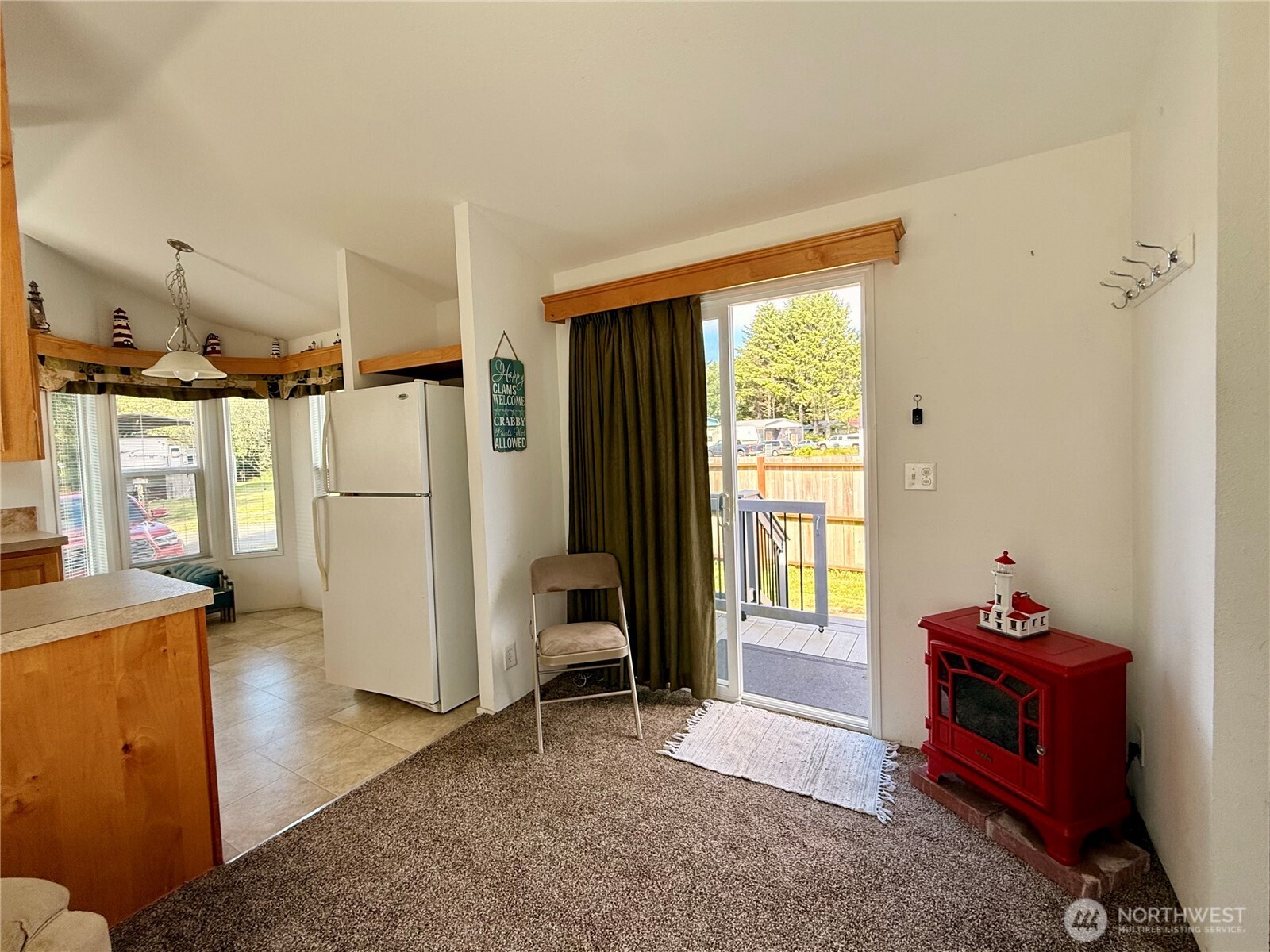 881 Magellan Avenue Property Photo 7