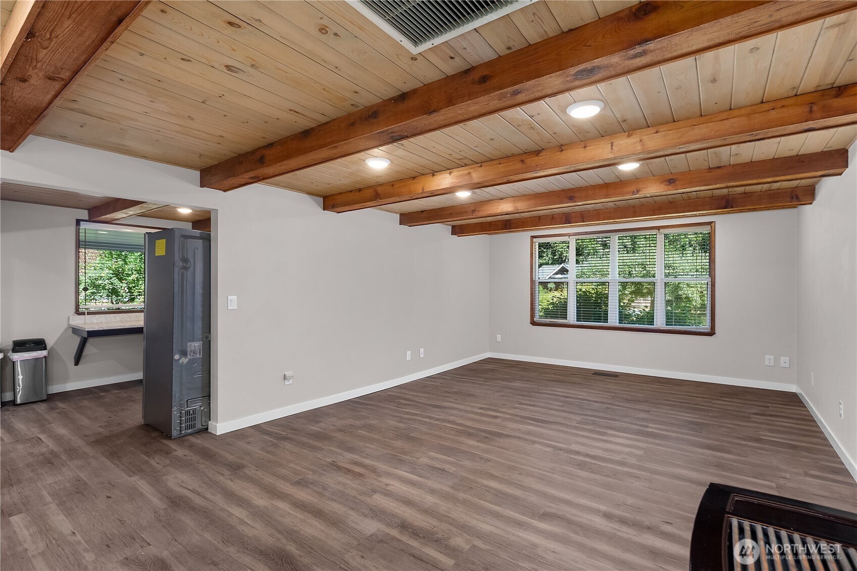 125 41st Avenue Property Photo 7