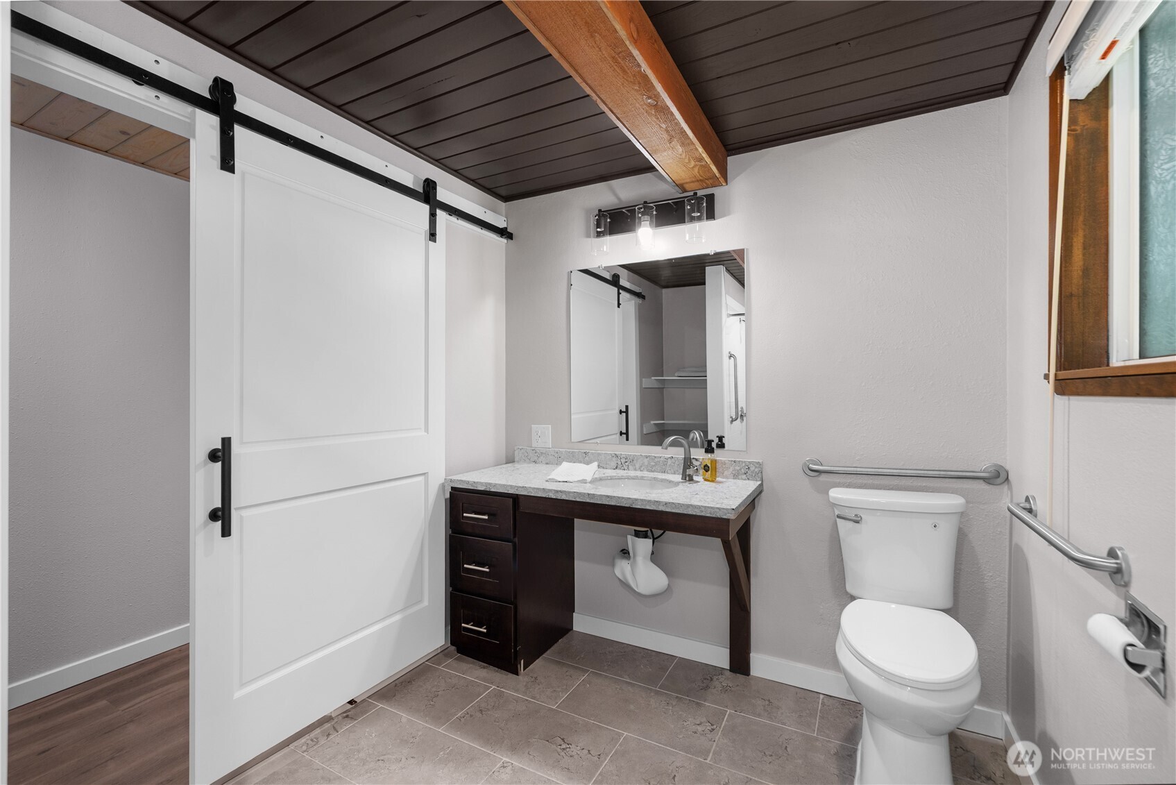 125 41st Avenue Property Photo 15