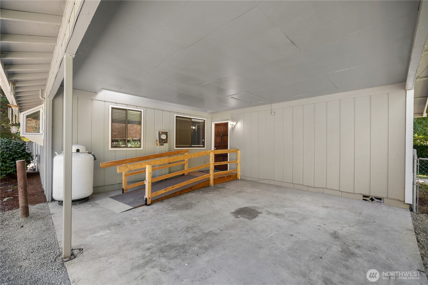 125 41st Avenue Property Photo 17