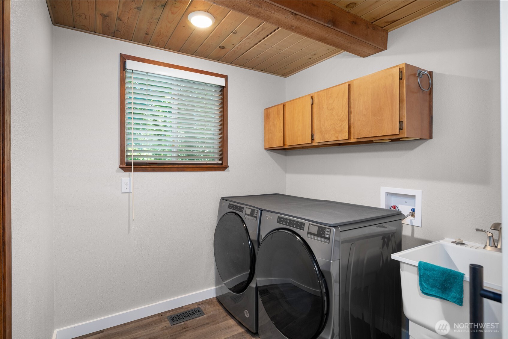 125 41st Avenue Property Photo 20