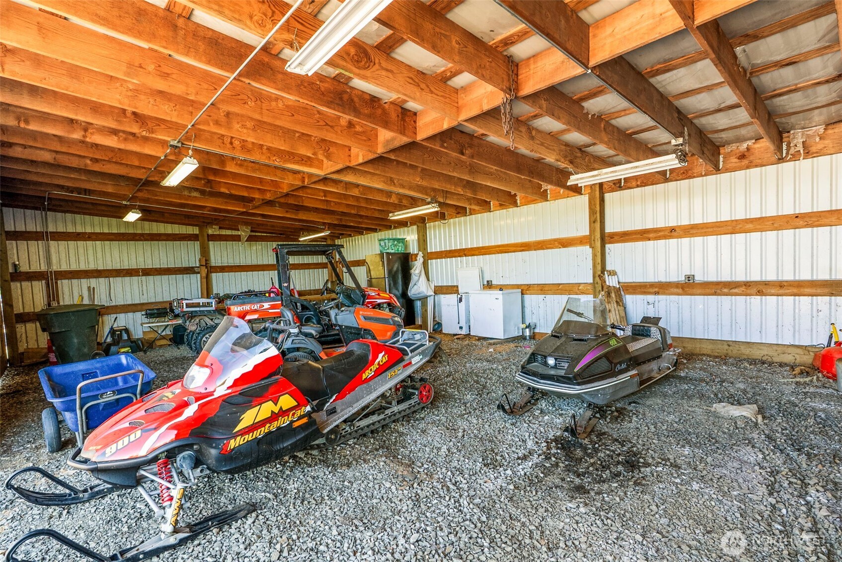 805 Luebke Road Property Photo 26