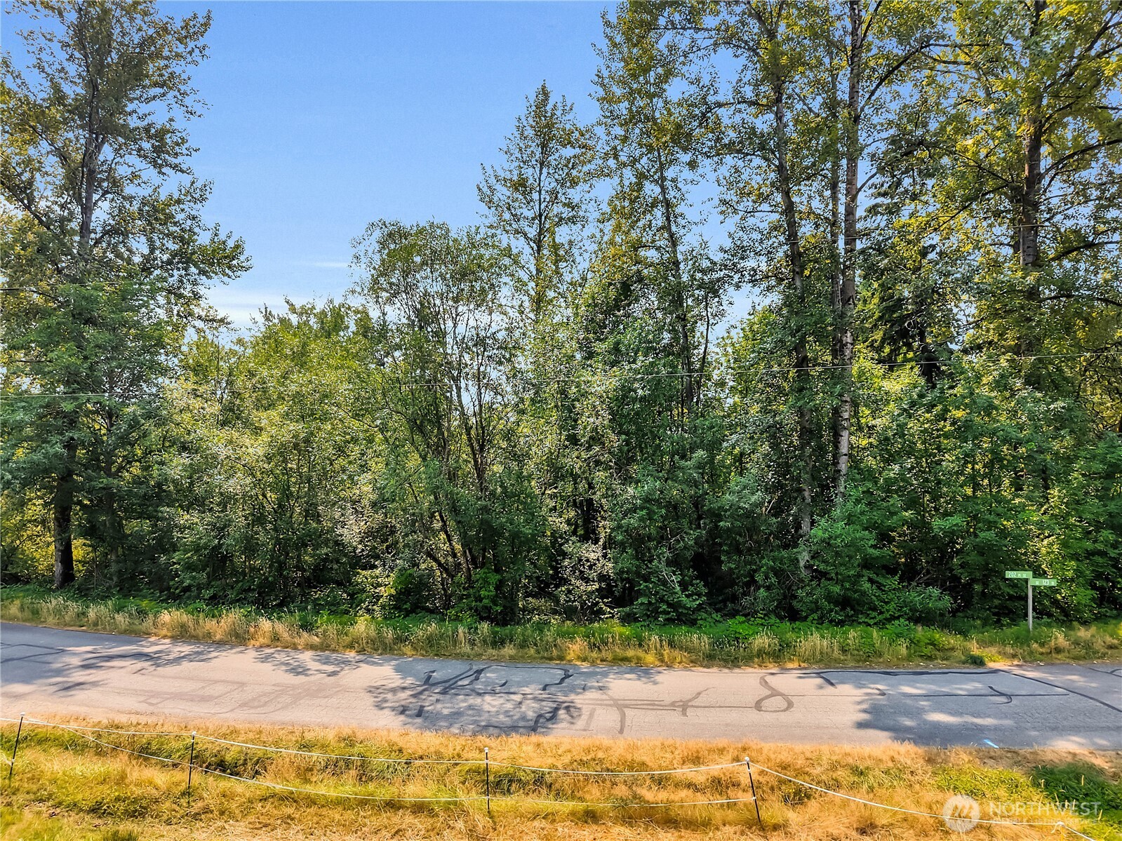 0 123xxx 202nd Place Property Photo 13