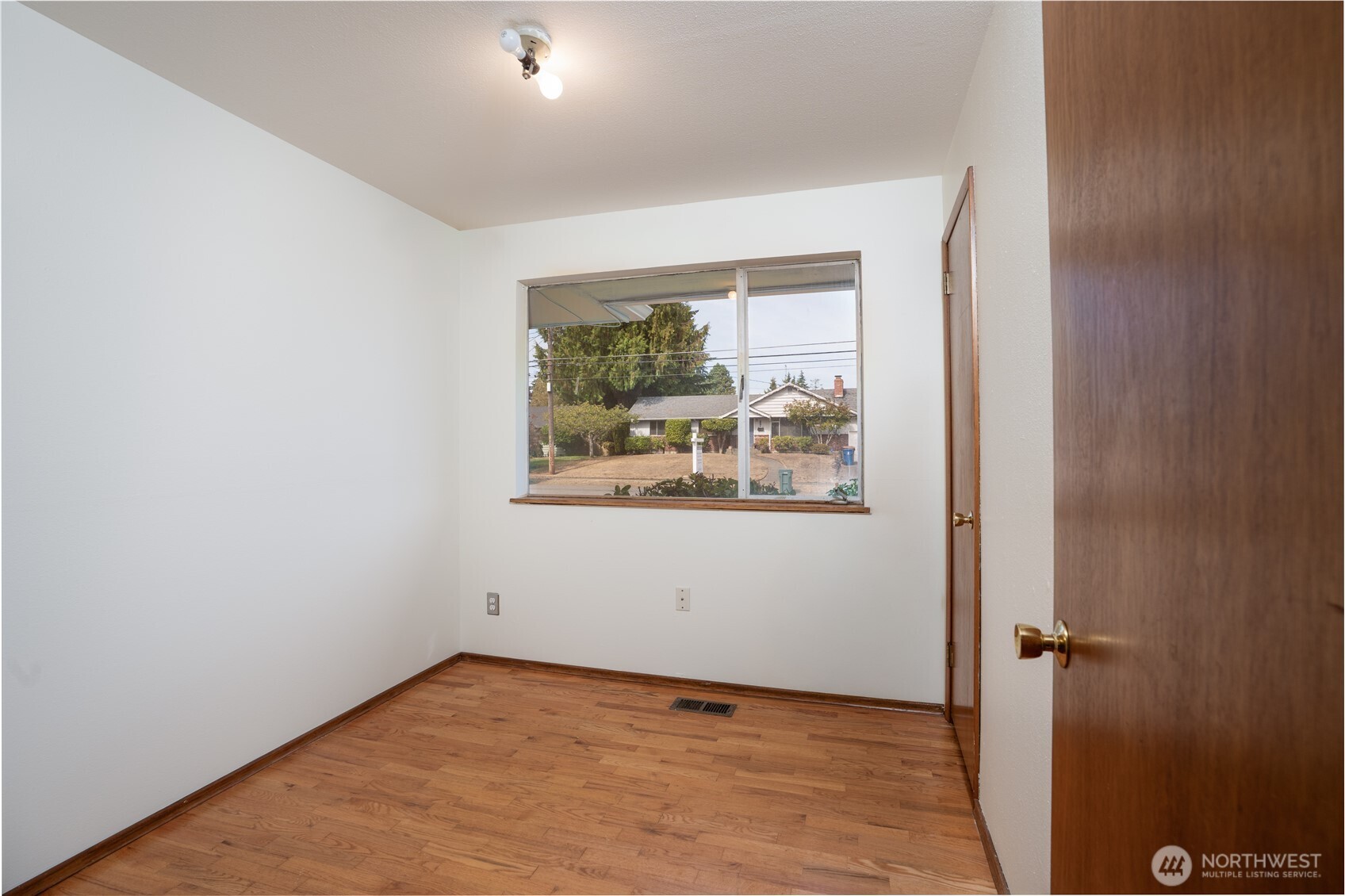 5002 N 18th Street Property Photo 28