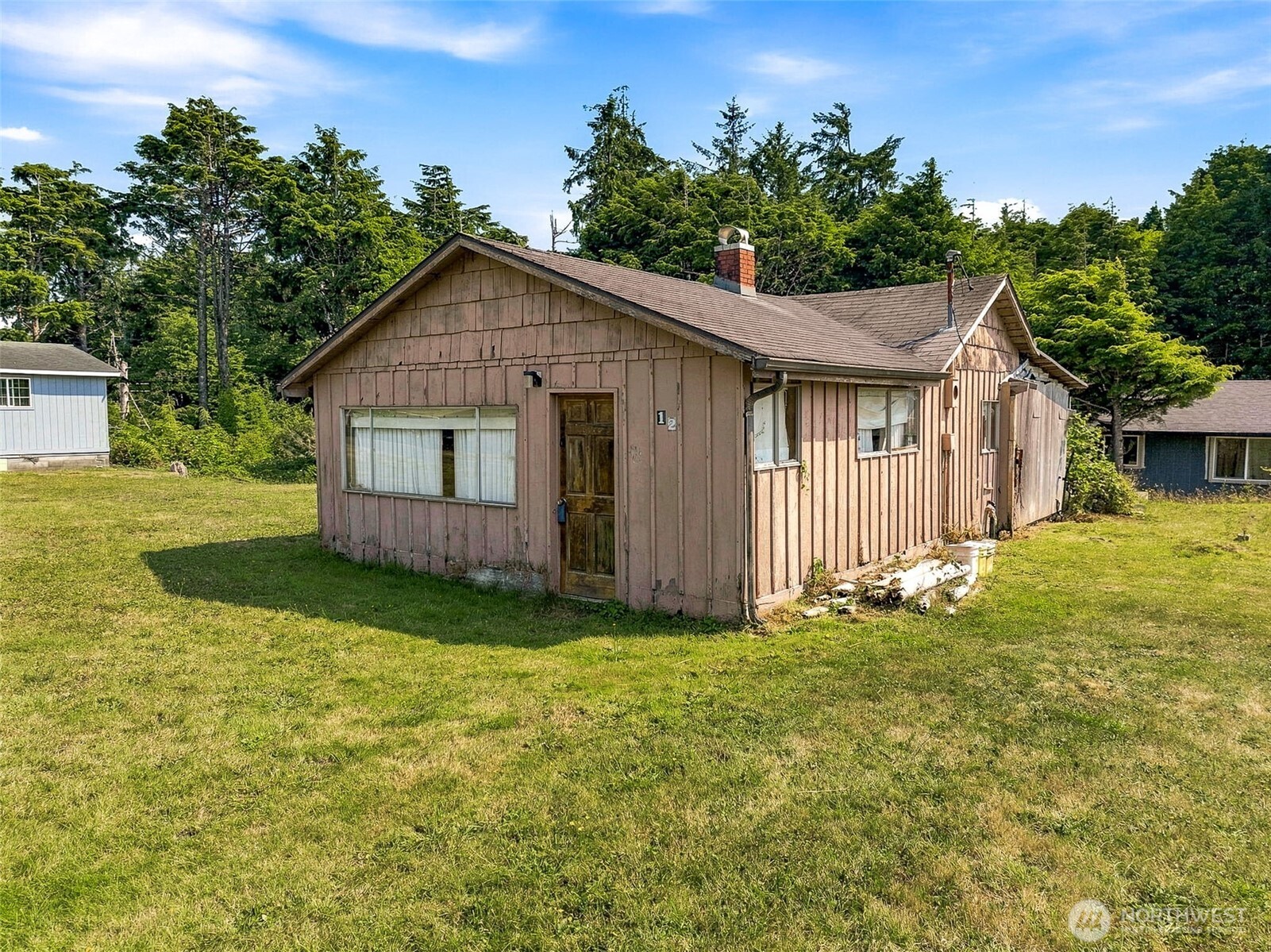 12 Aberdeen Street Property Photo 2