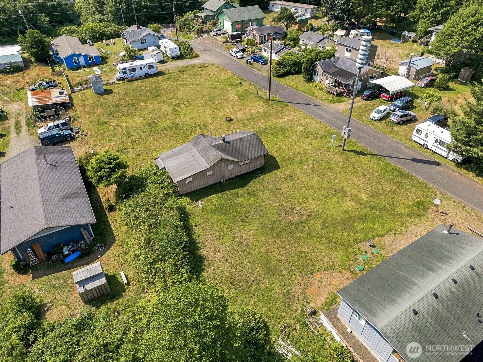 12 Aberdeen Street Property Photo 5