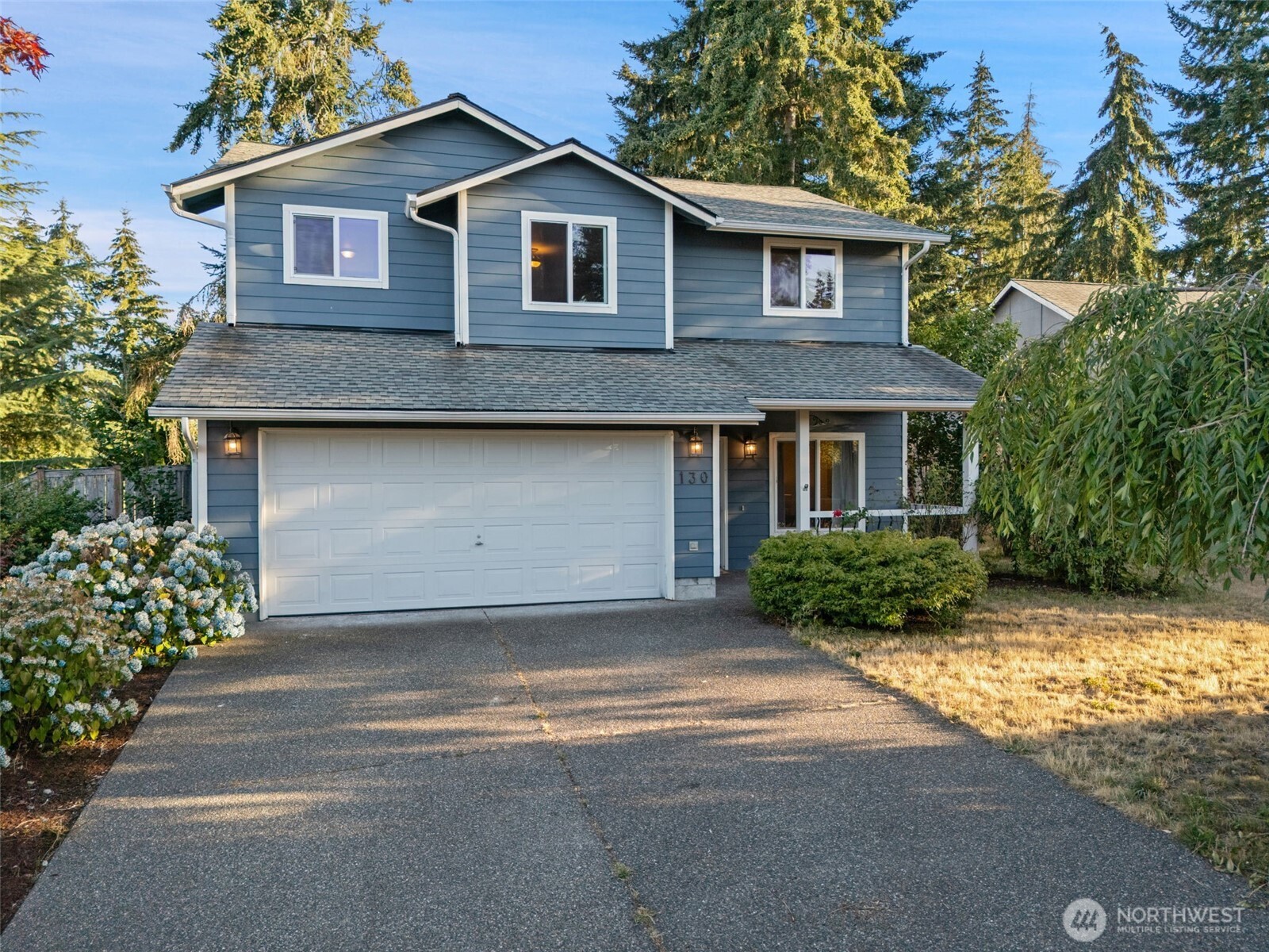 130 E Warbler Court Property Photo 1