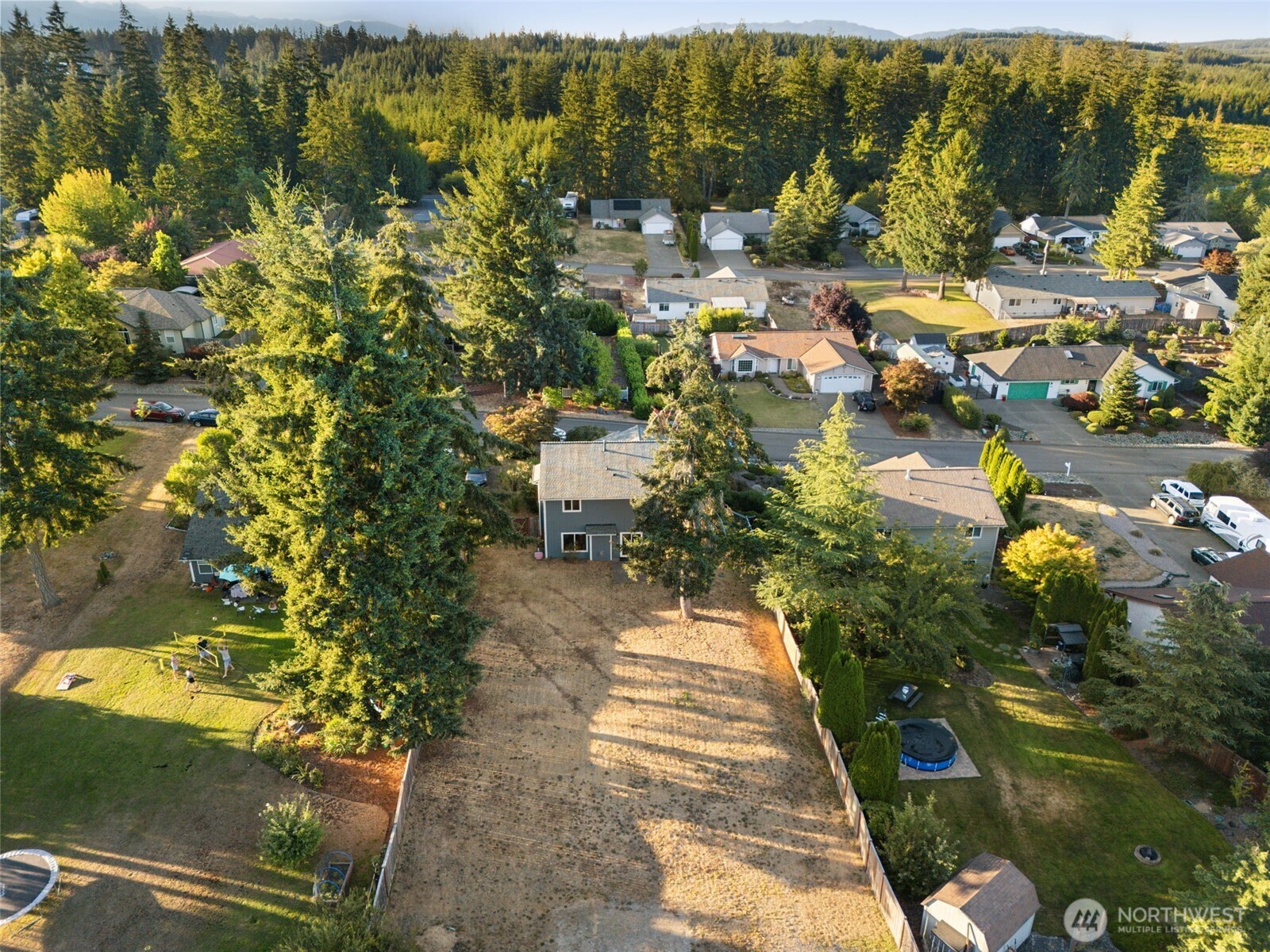 130 E Warbler Court Property Photo 24