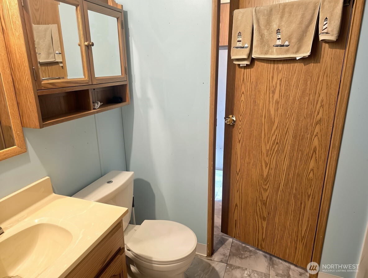 8708 Thuja Avenue Property Photo 11