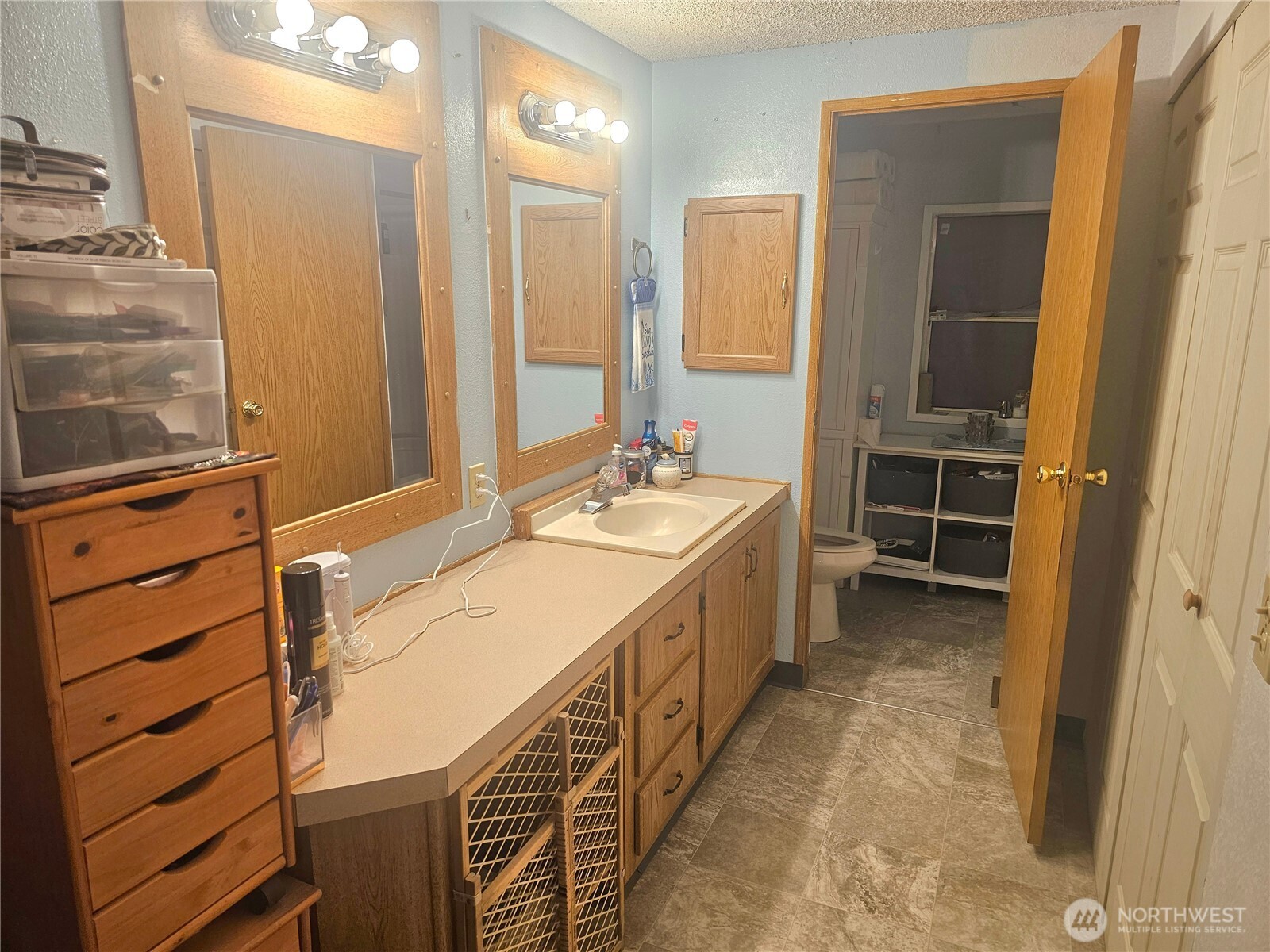 8708 Thuja Avenue Property Photo 17