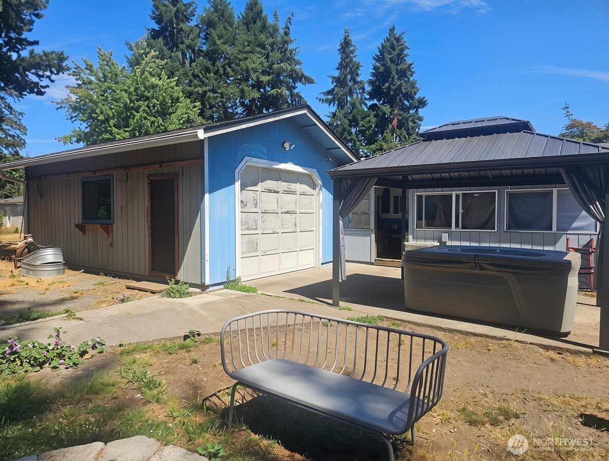 8708 Thuja Avenue Property Photo 22