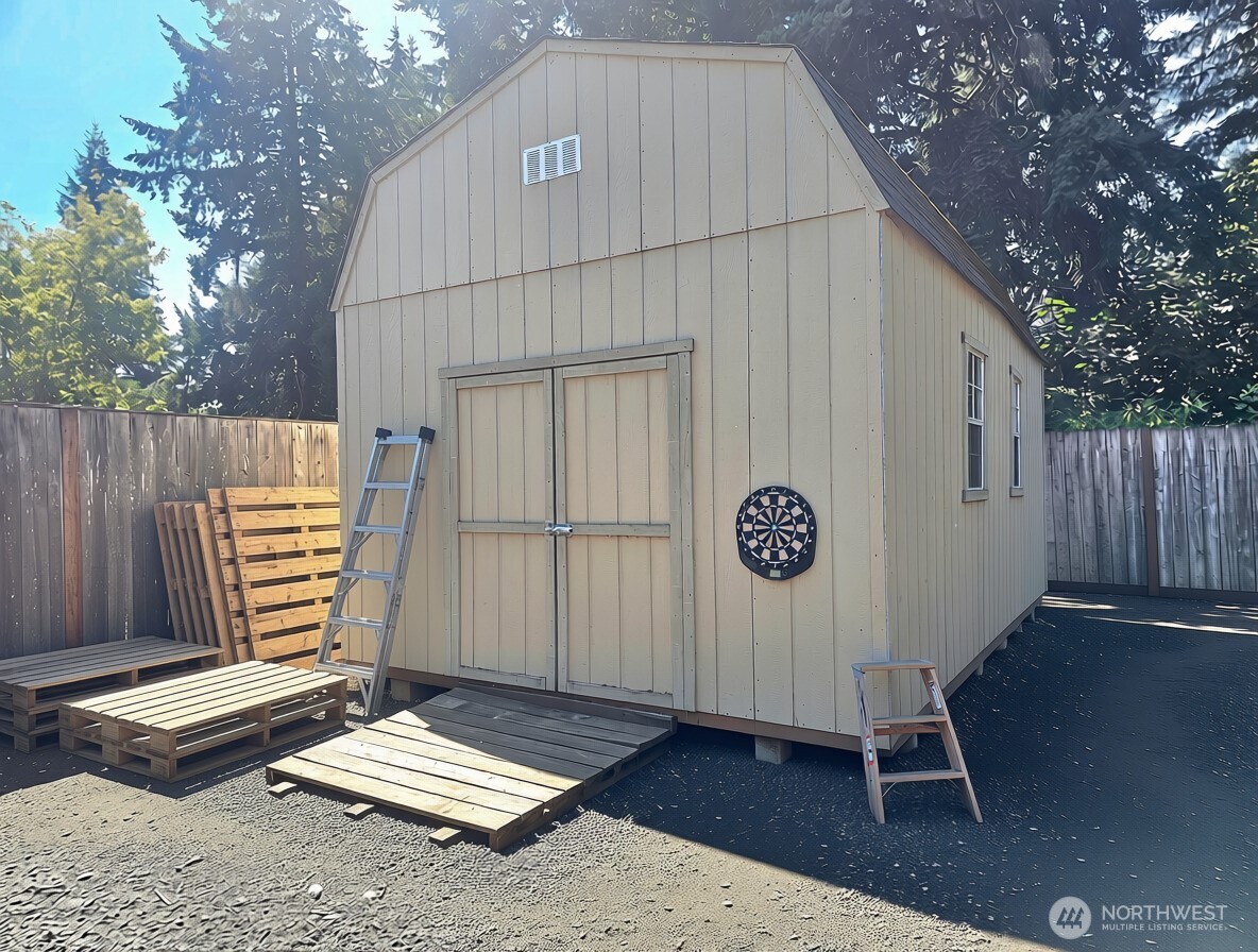 8708 Thuja Avenue Property Photo 25