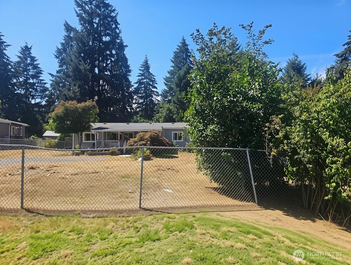 8708 Thuja Avenue Property Photo 27