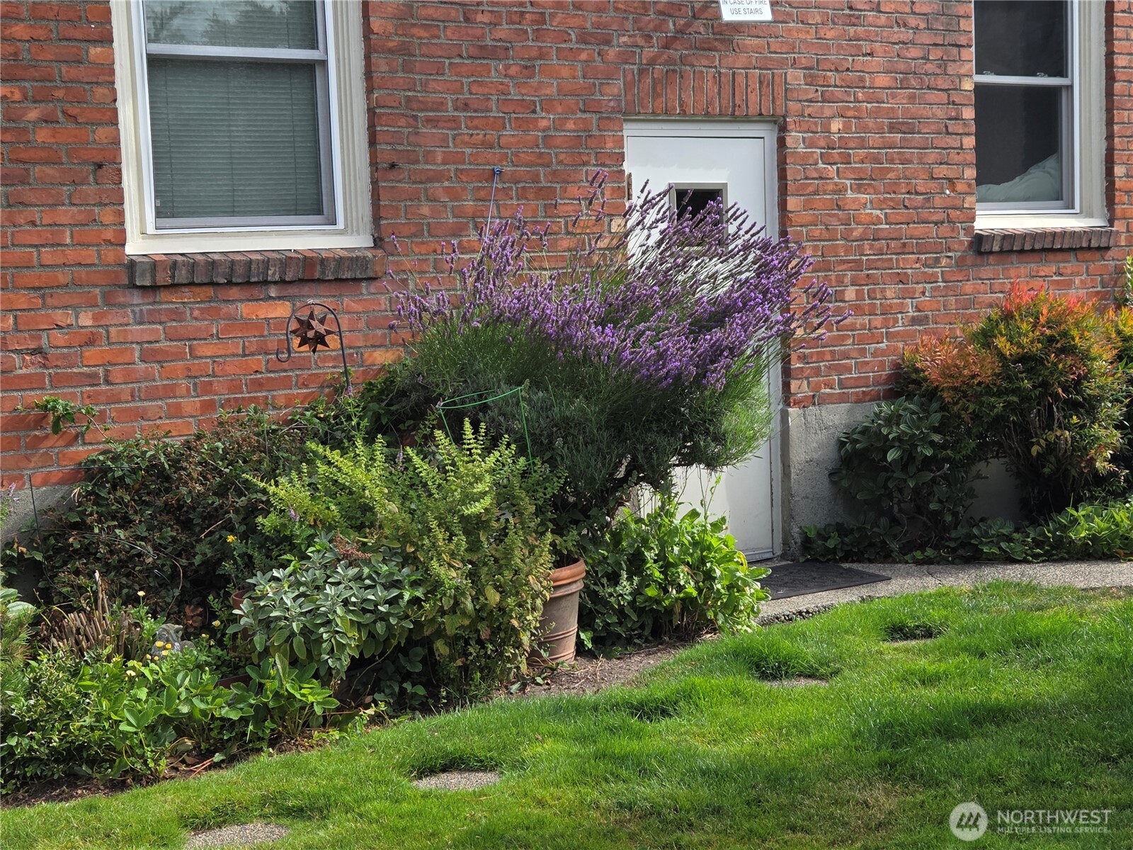 2452 Alki Avenue Property Photo 7