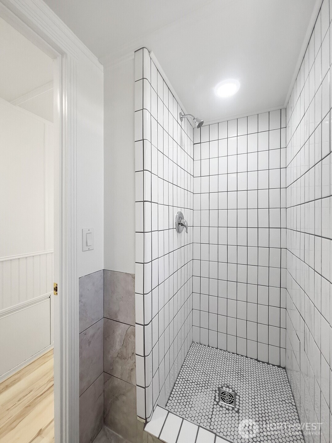 10 E Allison Street Property Photo 19