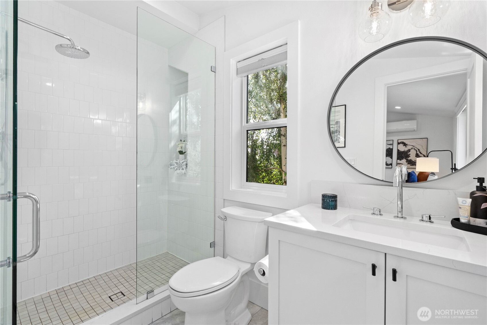 6915 55th Avenue B Property Photo 4