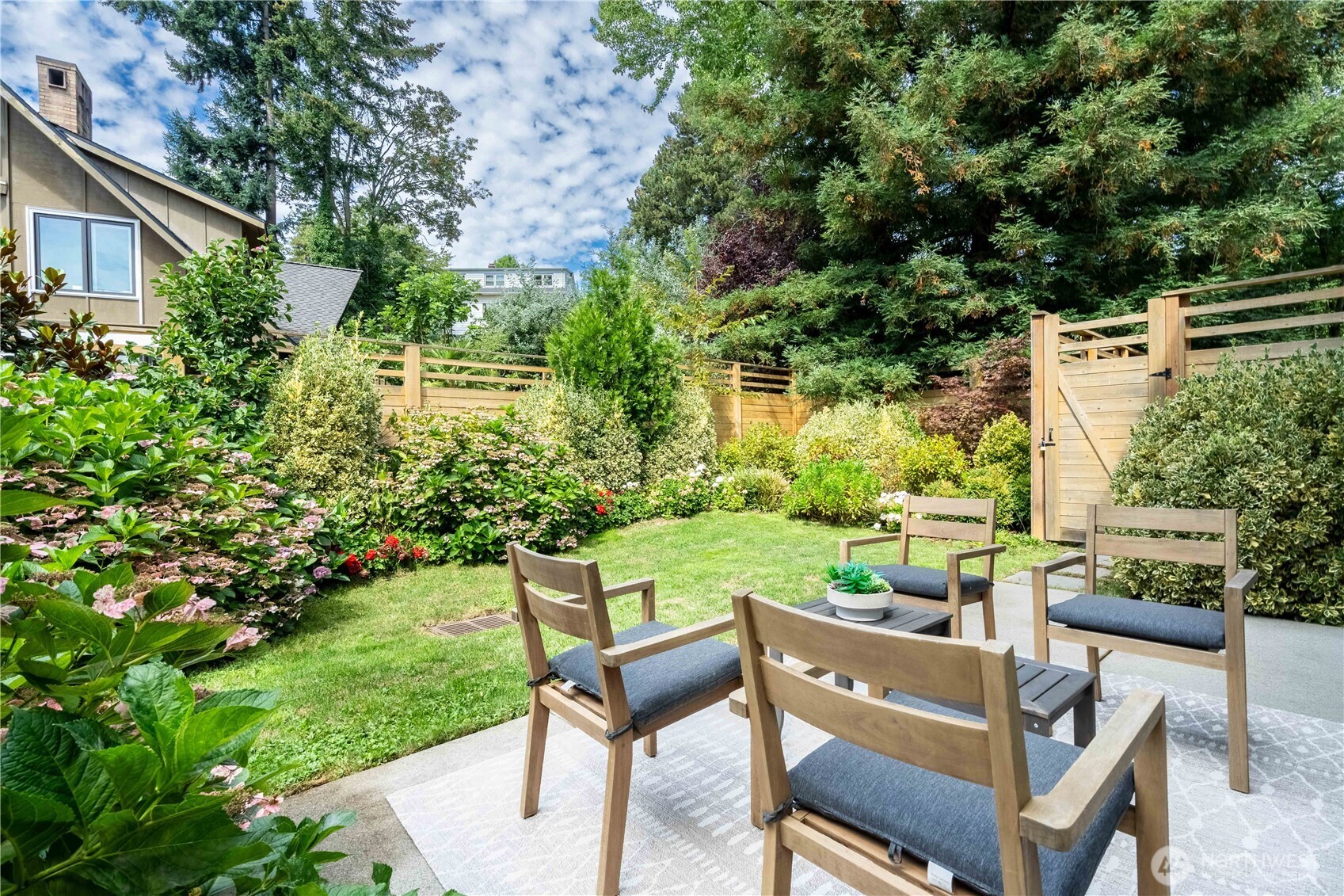 6915 55th Avenue B Property Photo 5