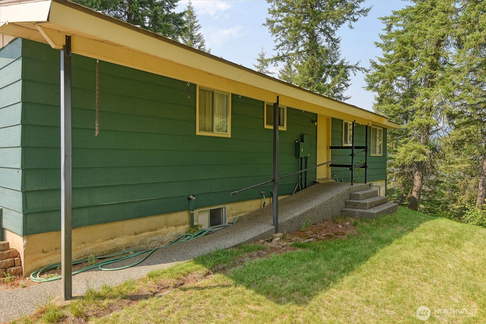 443421 Sr-20 Property Photo 25