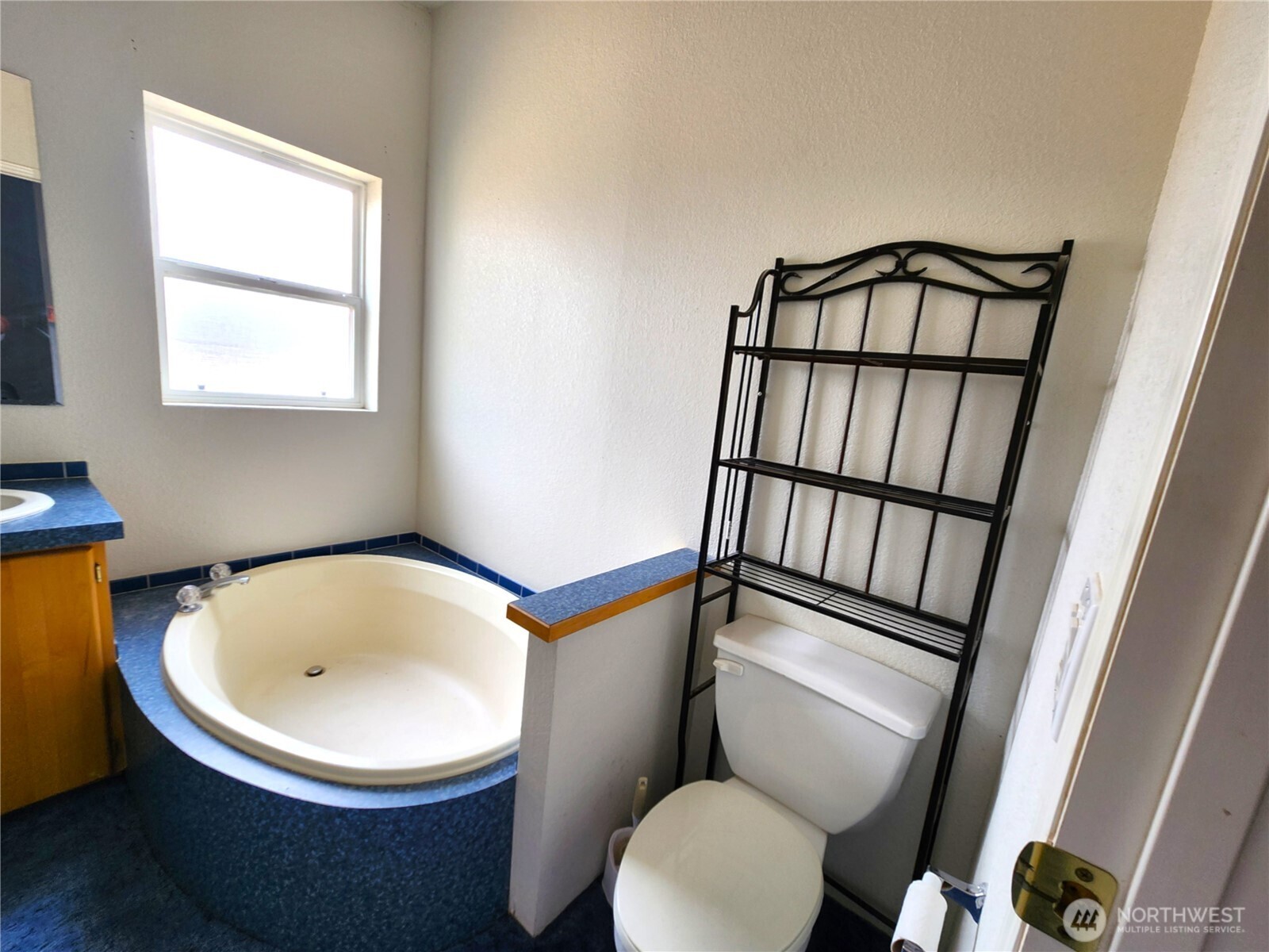 36 Sourdough Road Property Photo 9