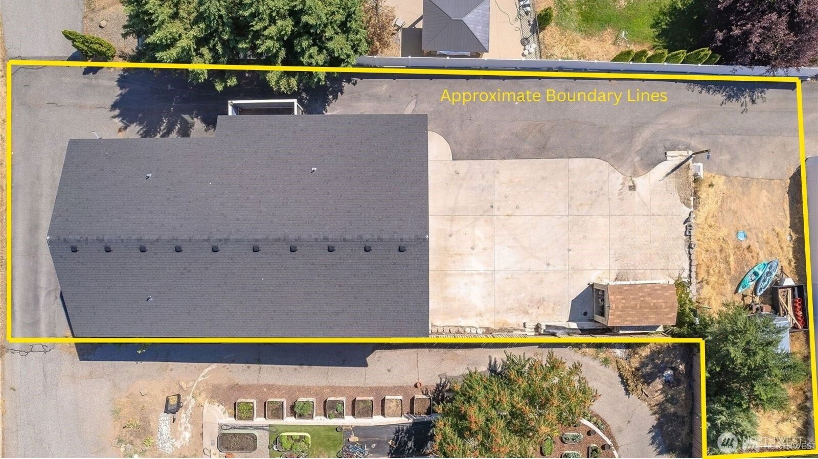 931 N Gale Avenue Property Photo 3