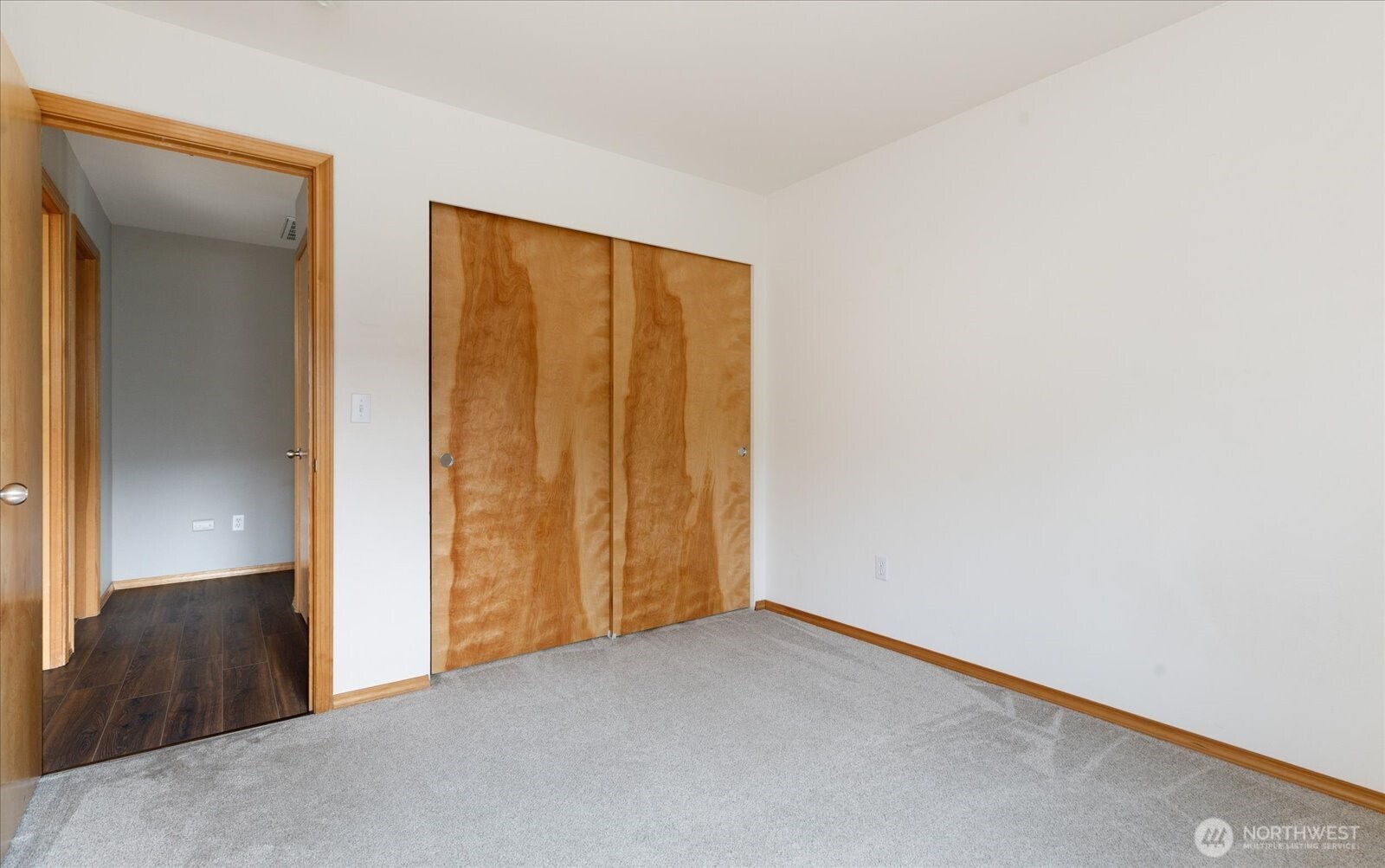 1667 Nw Almond Loop Property Photo 22