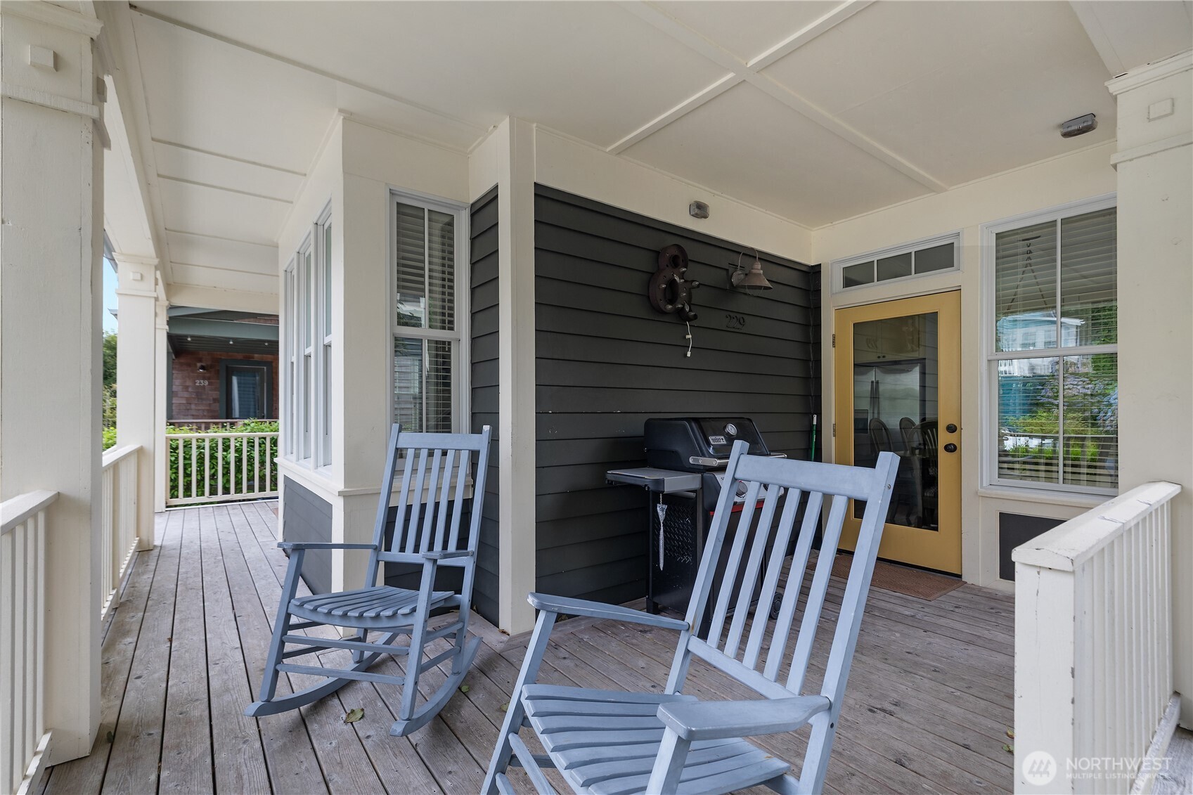 229 Compass Street Property Photo 4
