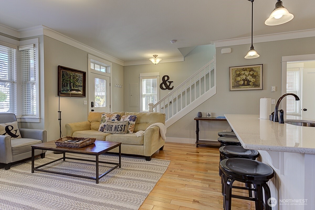 229 Compass Street Property Photo 5