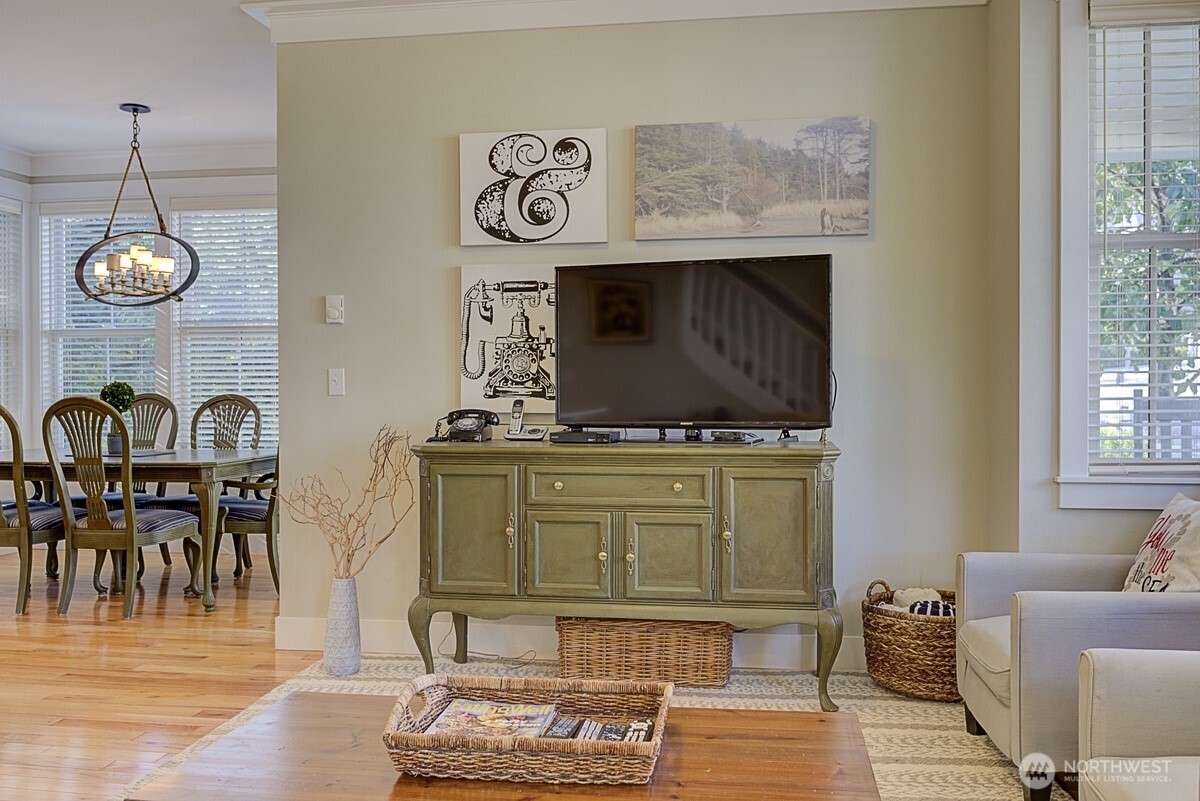 229 Compass Street Property Photo 7