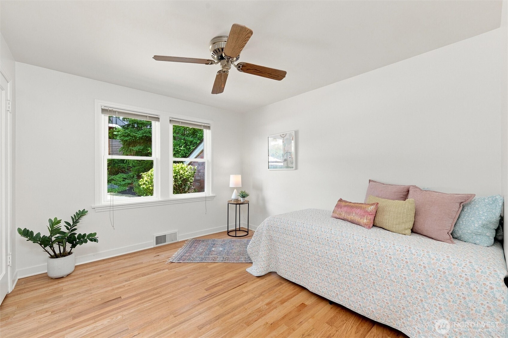 4806 Purdue Avenue Property Photo 18