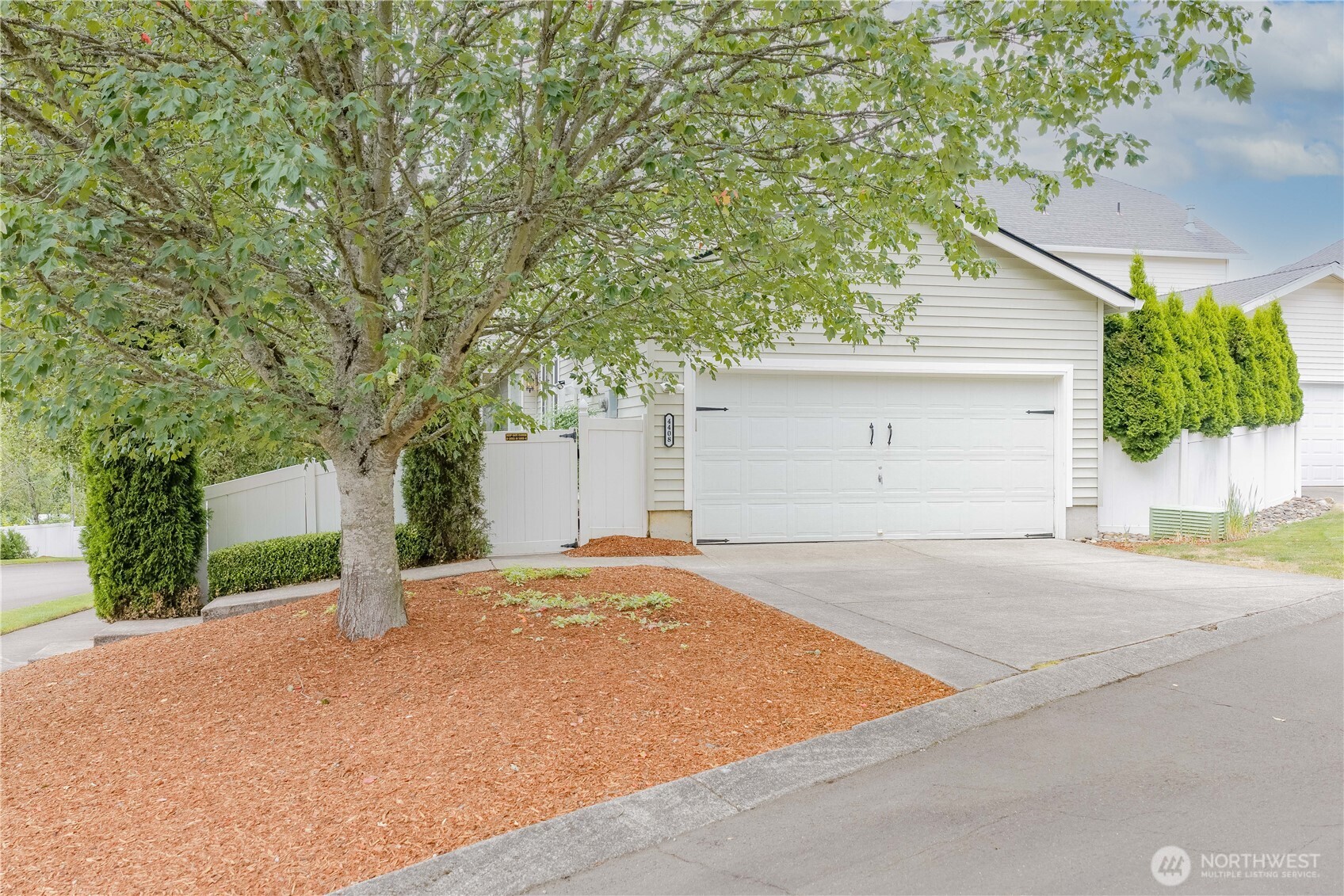 4408 Nw 12th Loop Property Photo 5