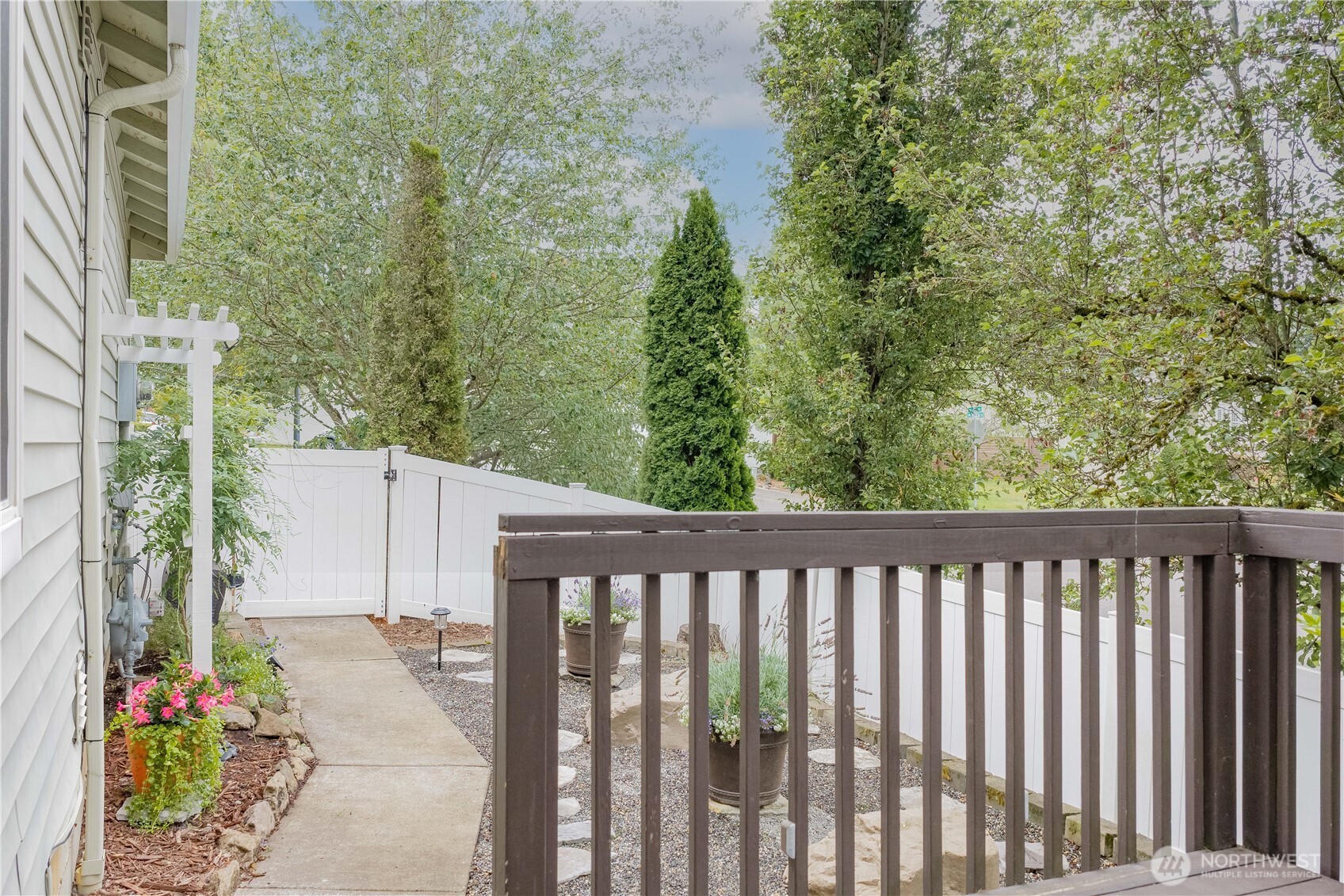 4408 Nw 12th Loop Property Photo 8