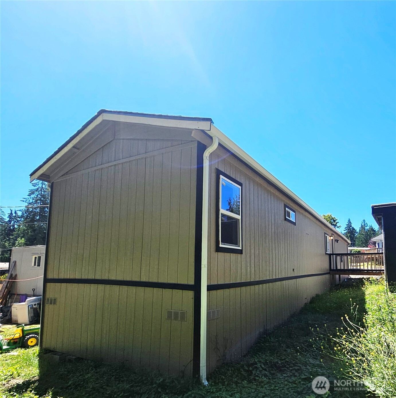 9111 66th Avenue 108 Property Photo 6