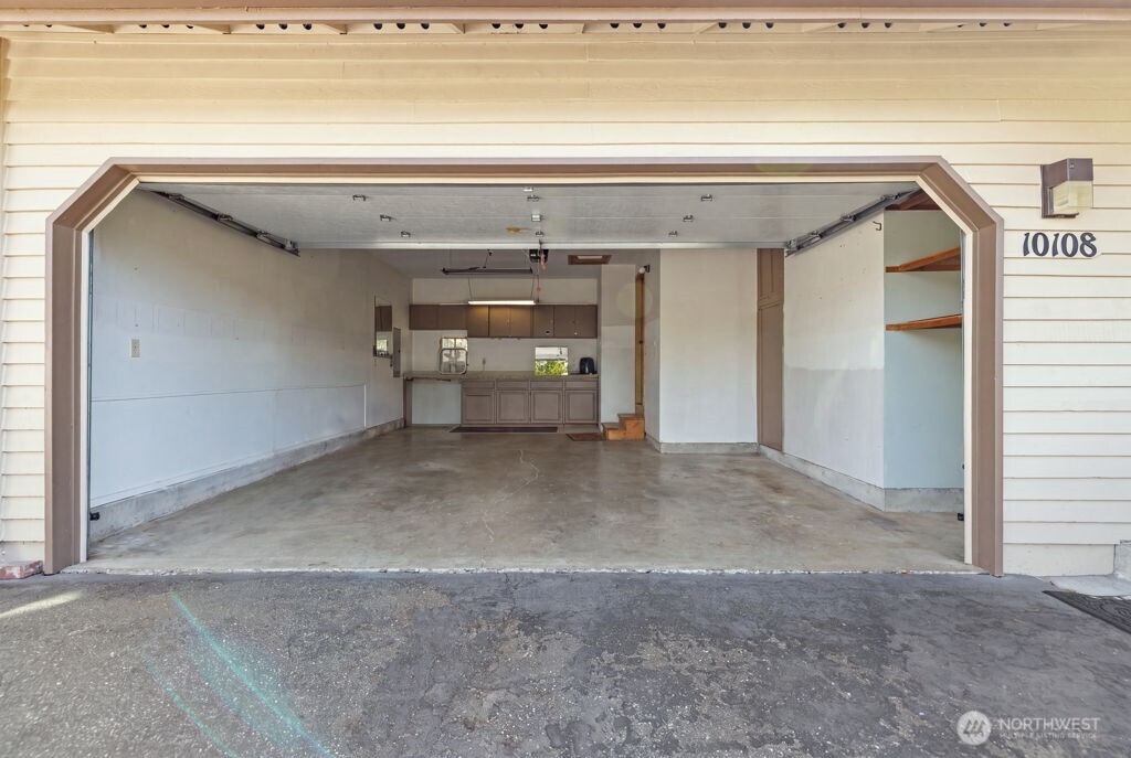 10108 3rd Place Property Photo 23