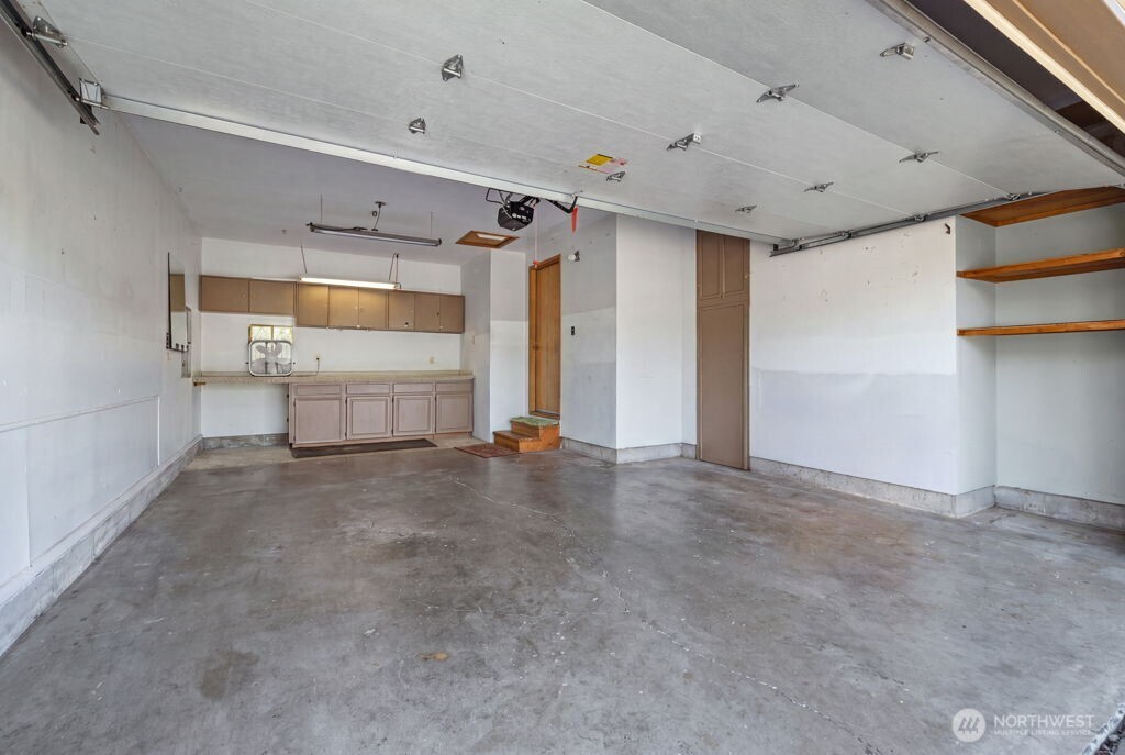 10108 3rd Place Property Photo 24