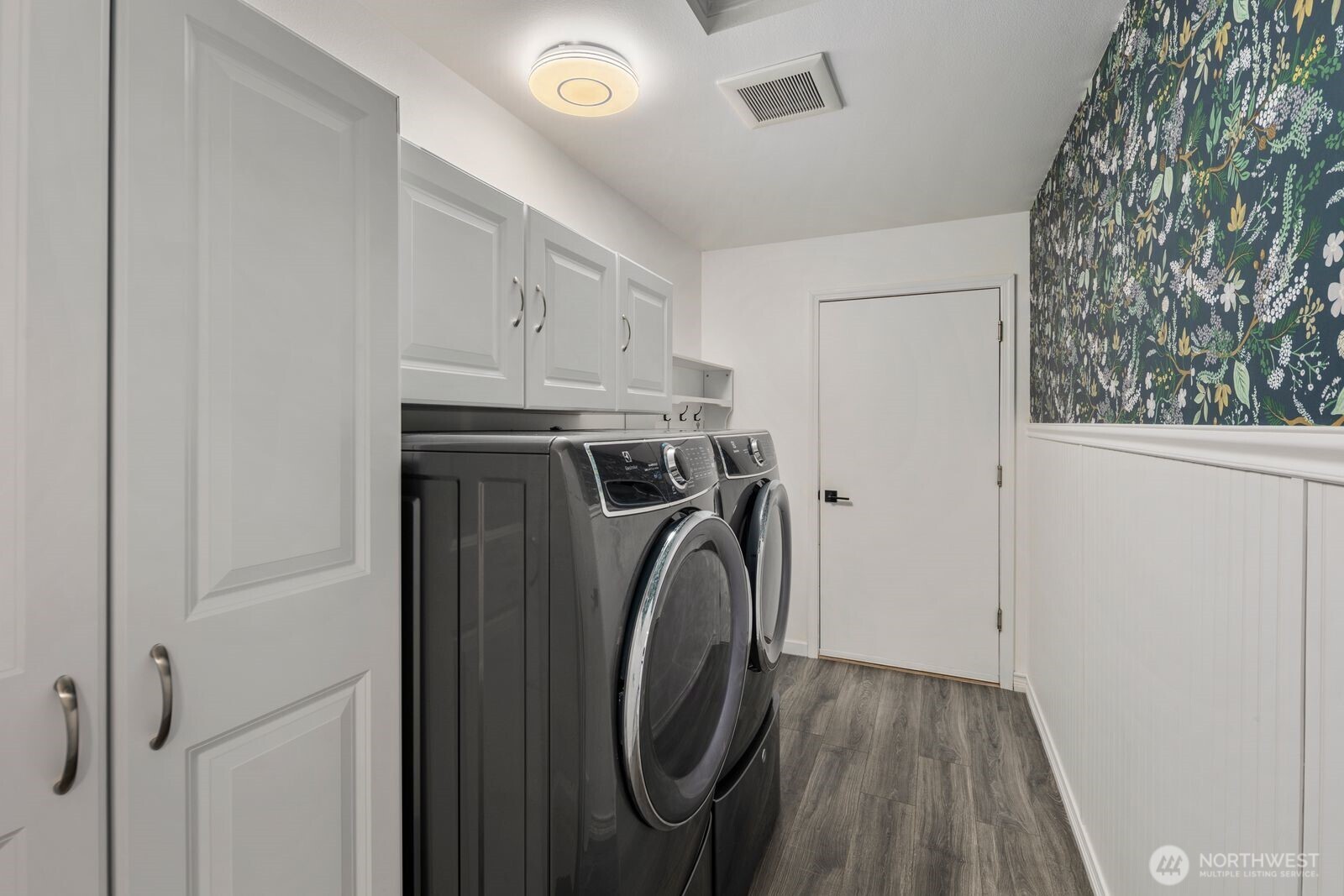 61 E Channel Drive Property Photo 12