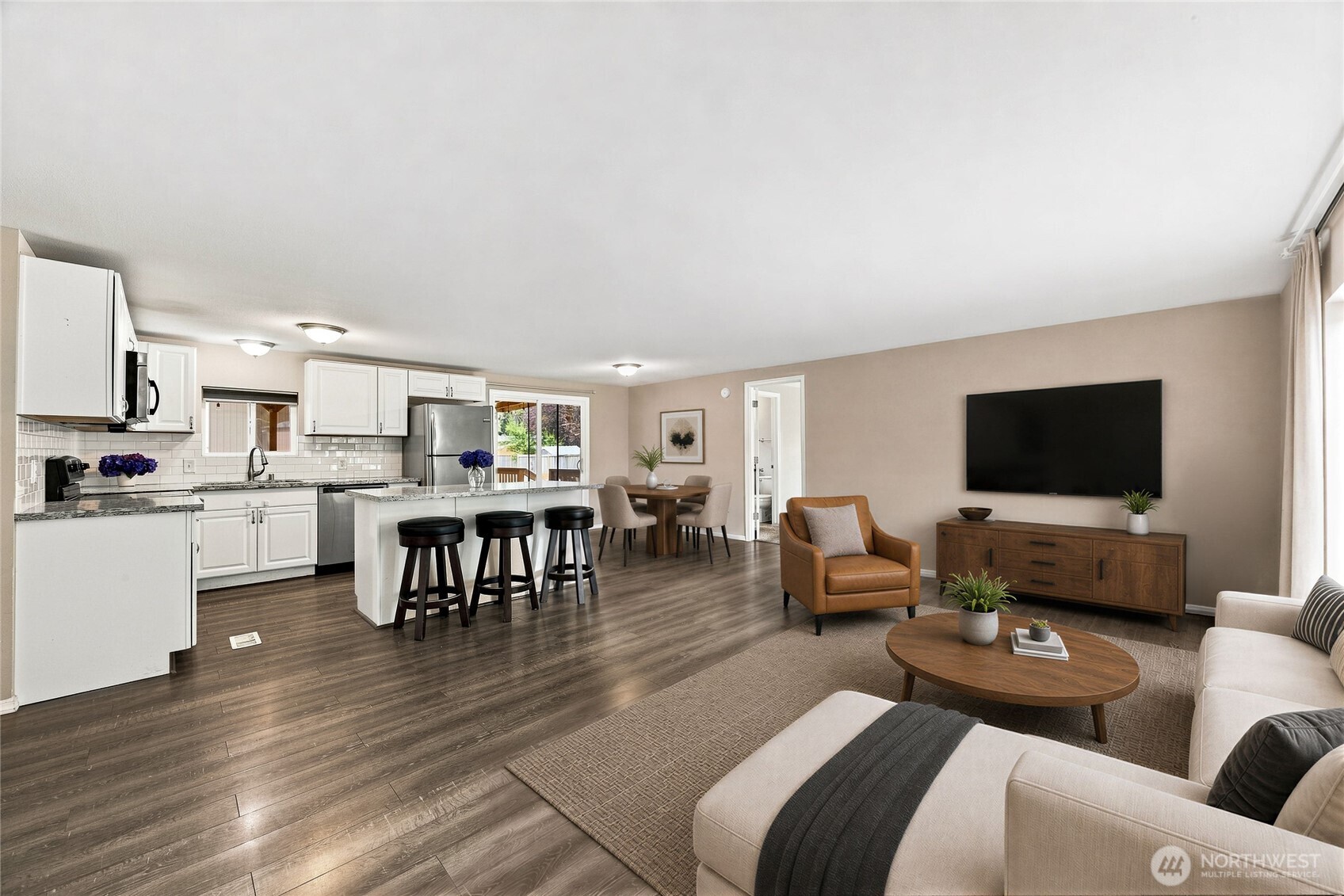 13104 Ridge Circle Property Photo 7