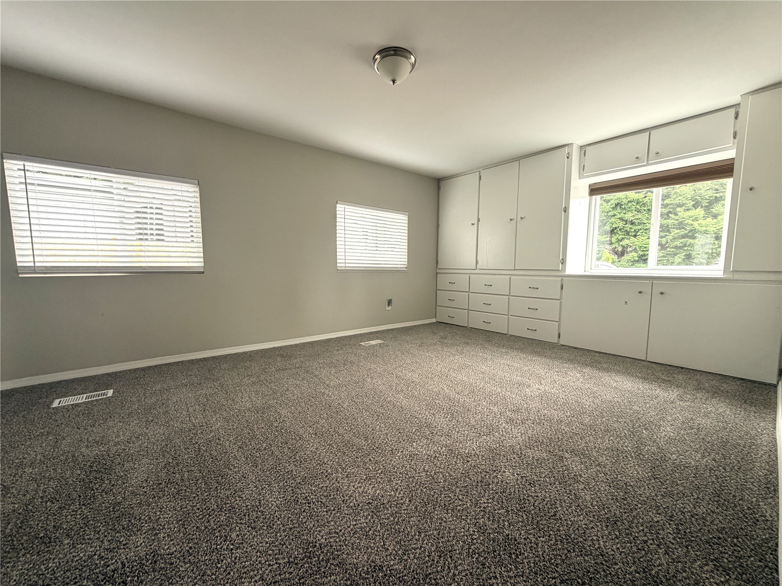 13104 Ridge Circle Property Photo 9