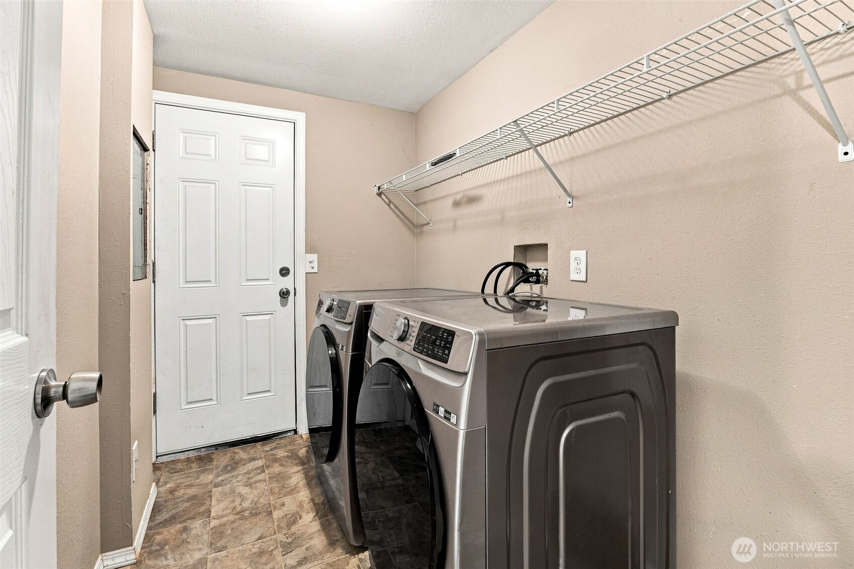 13104 Ridge Circle Property Photo 13