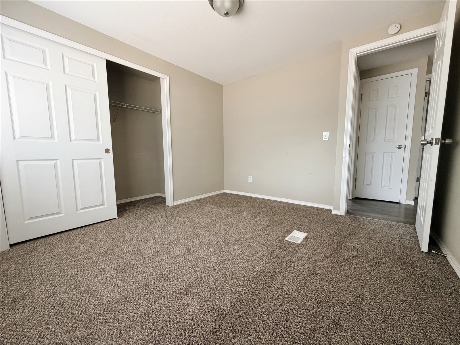 13104 Ridge Circle Property Photo 21