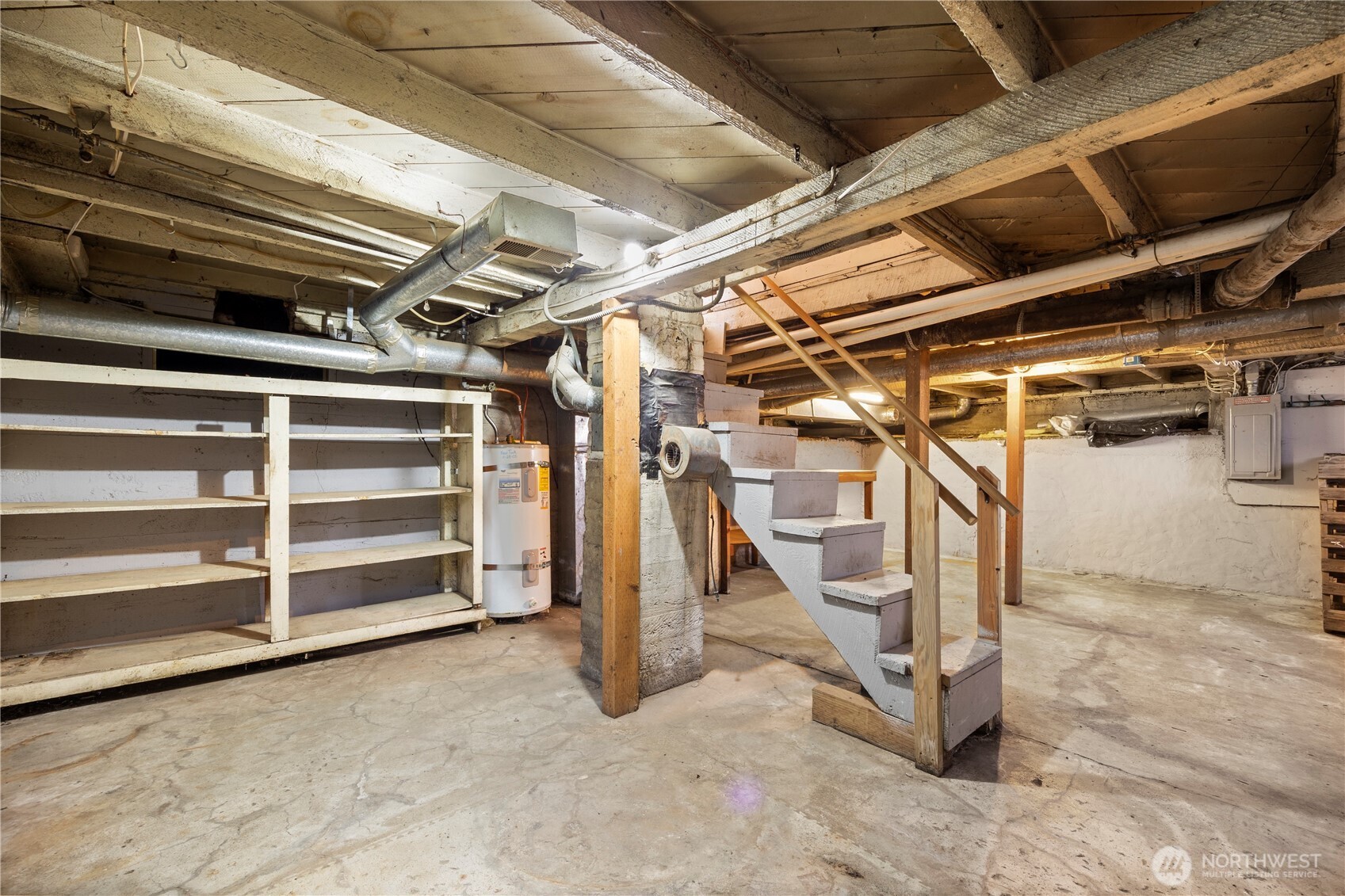 135 E Broadway Street Property Photo 21