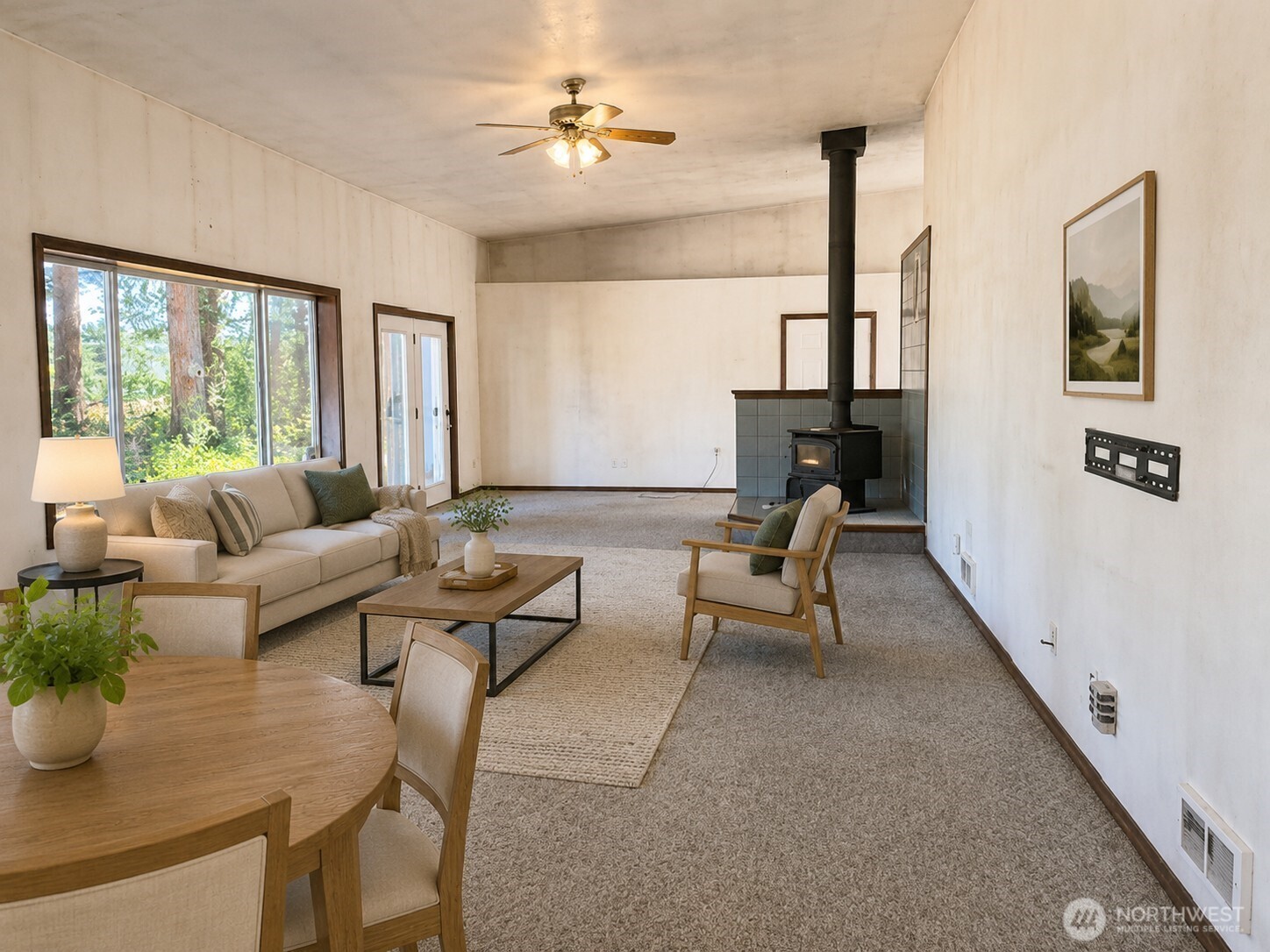 334 Harmon Road Property Photo 6