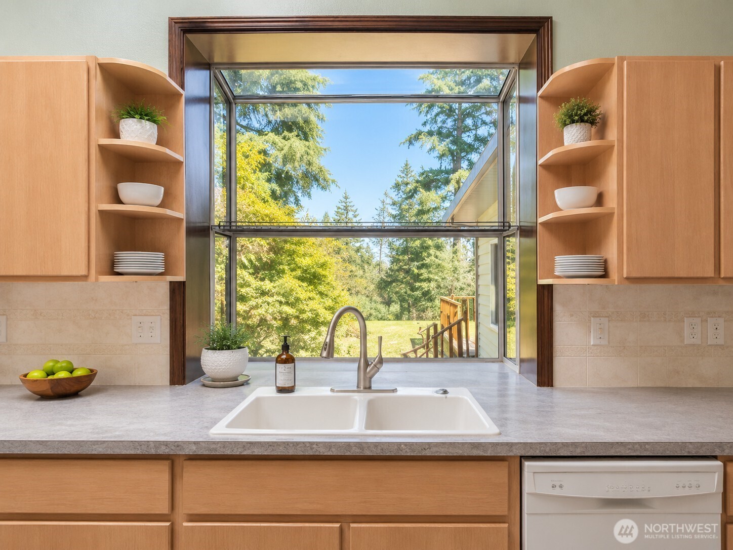334 Harmon Road Property Photo 12