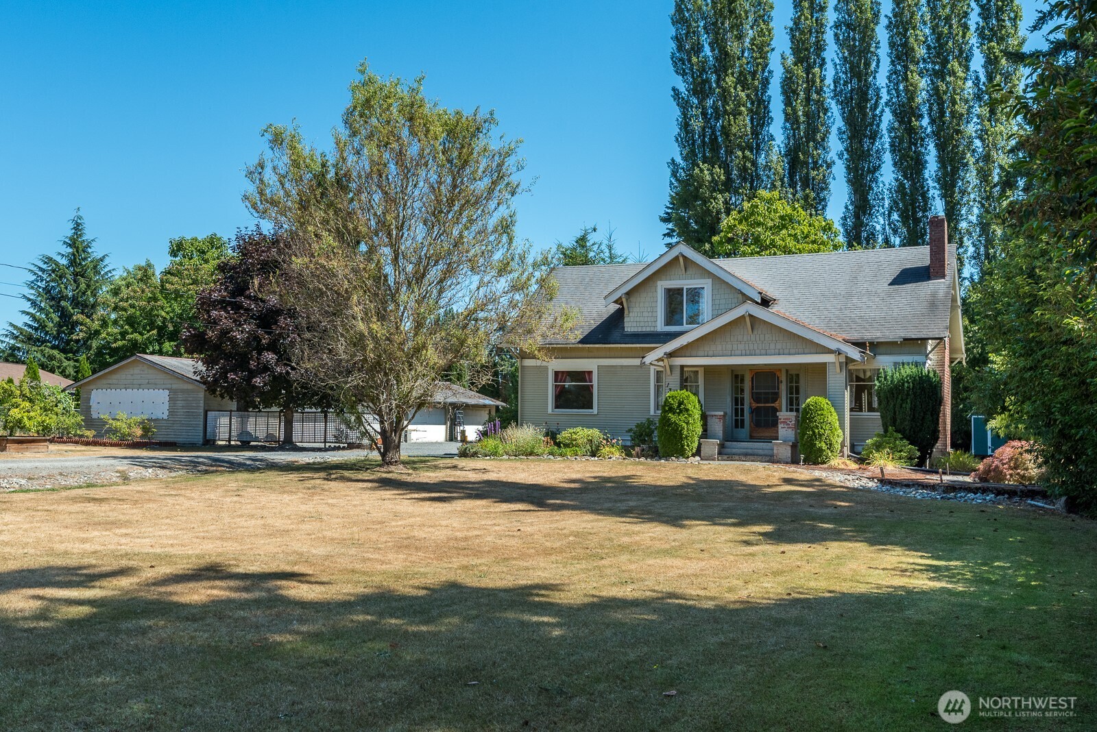 13701 51st Avenue Property Photo 1