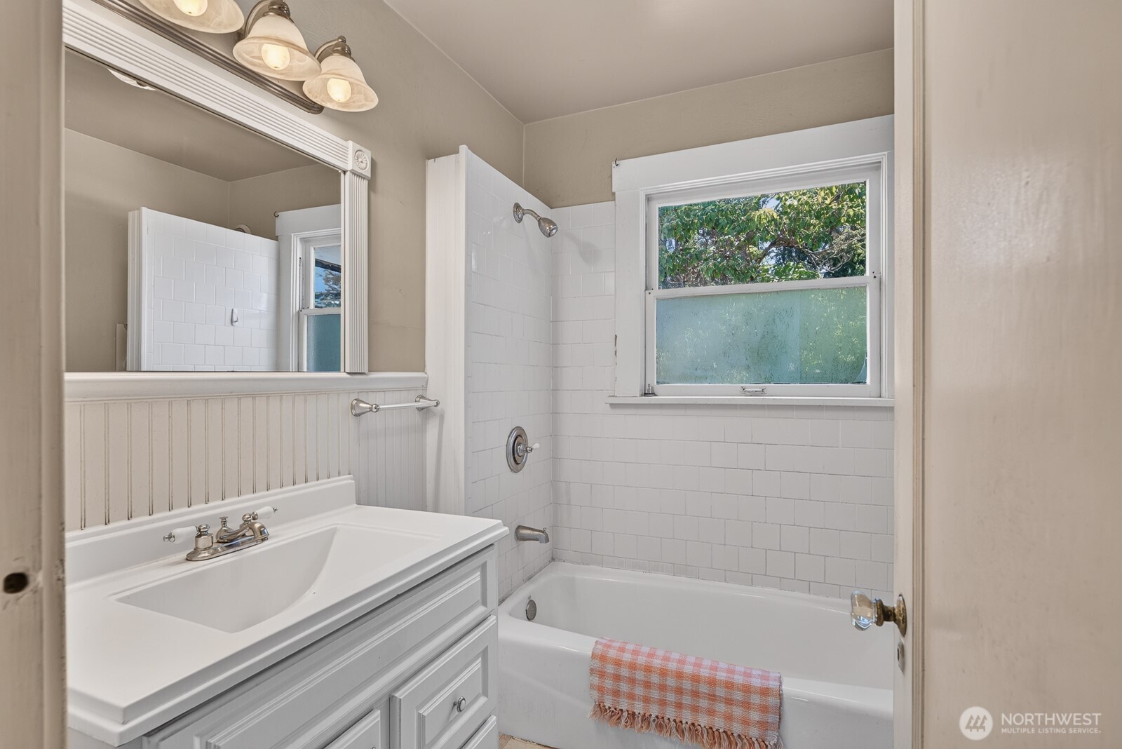 13701 51st Avenue Property Photo 16